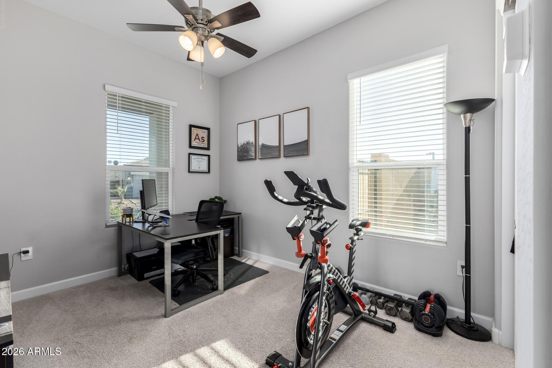 2314 E QUESTA Drive
