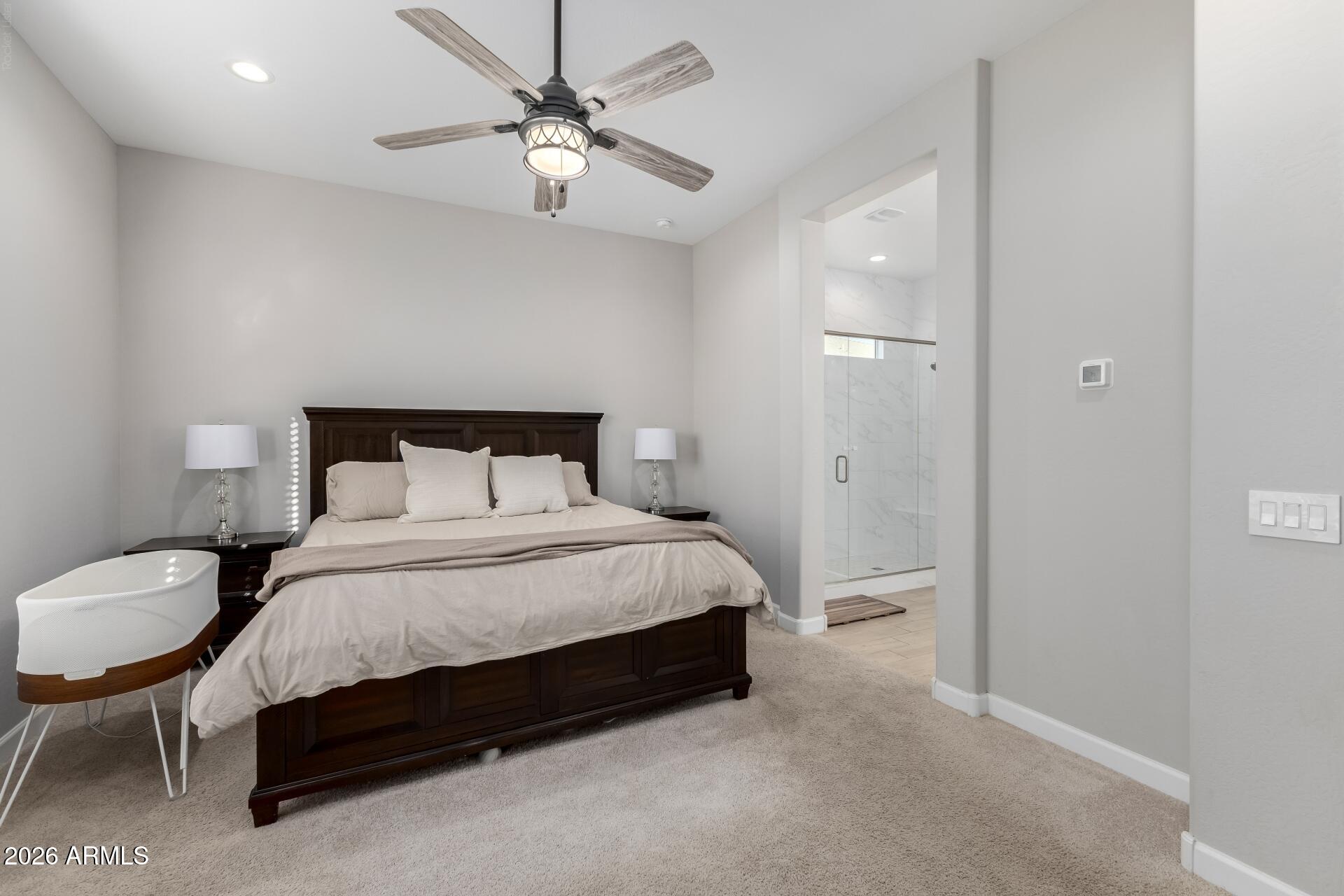 2314 E QUESTA Drive