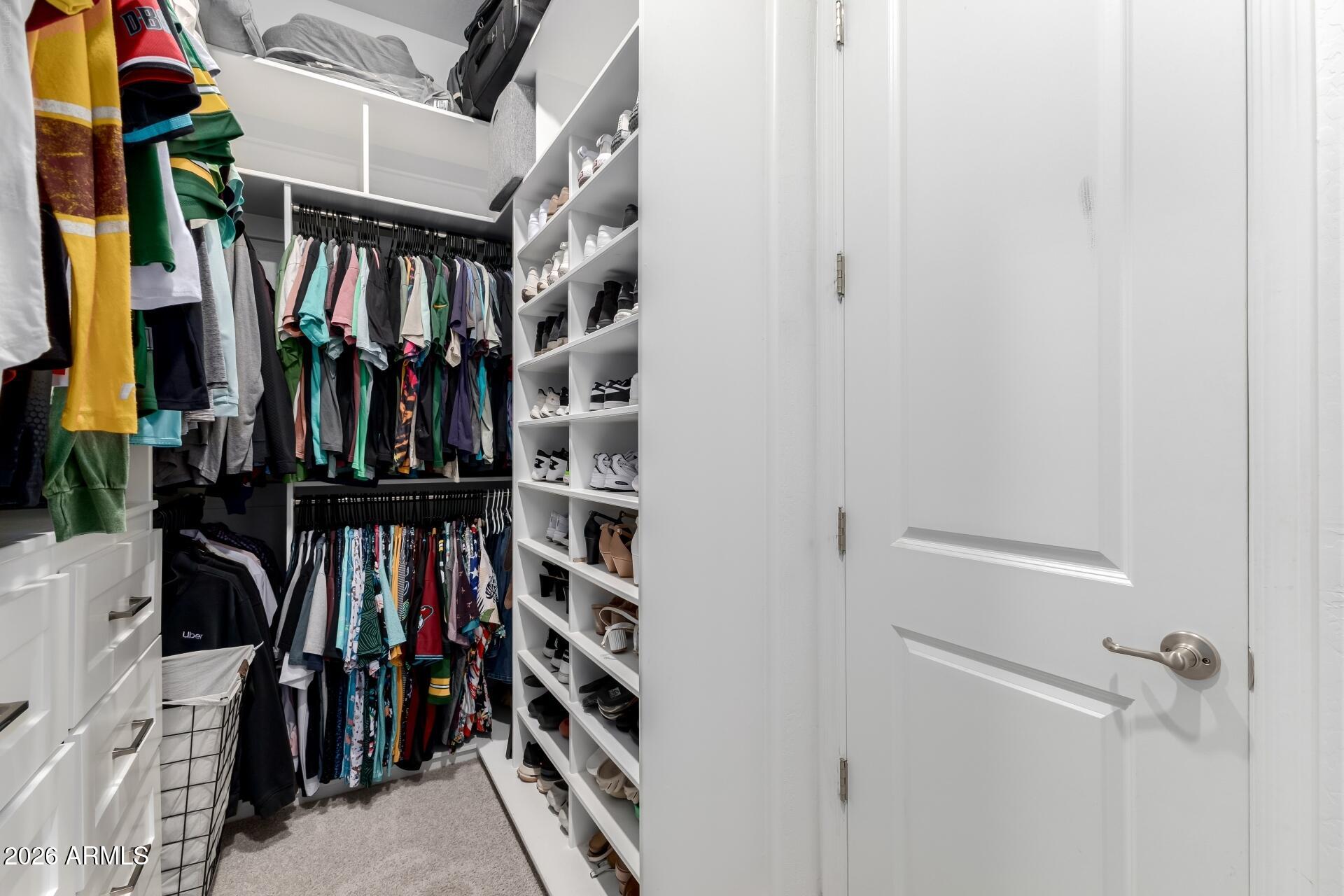 2314 E QUESTA Drive