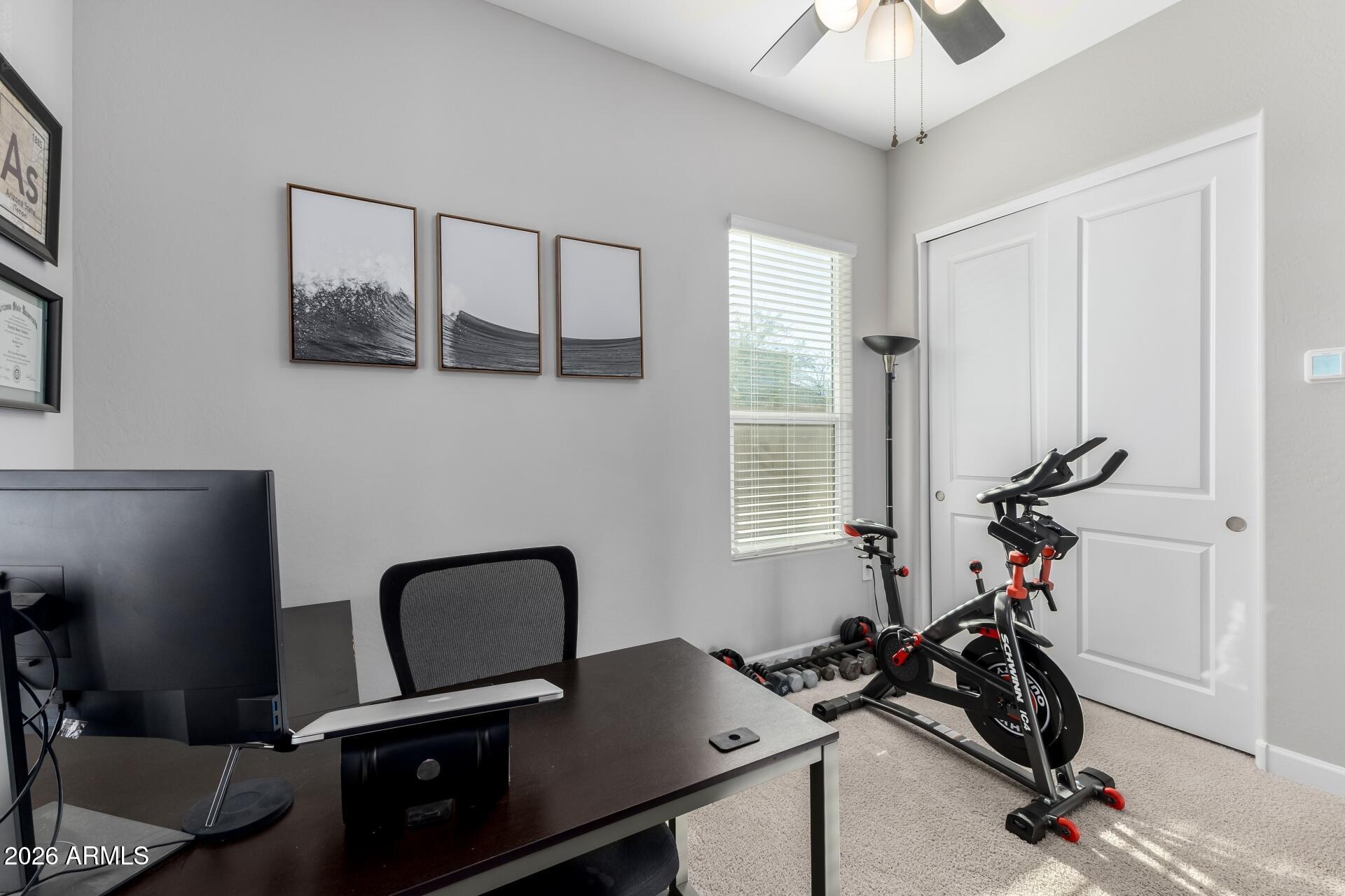 2314 E QUESTA Drive
