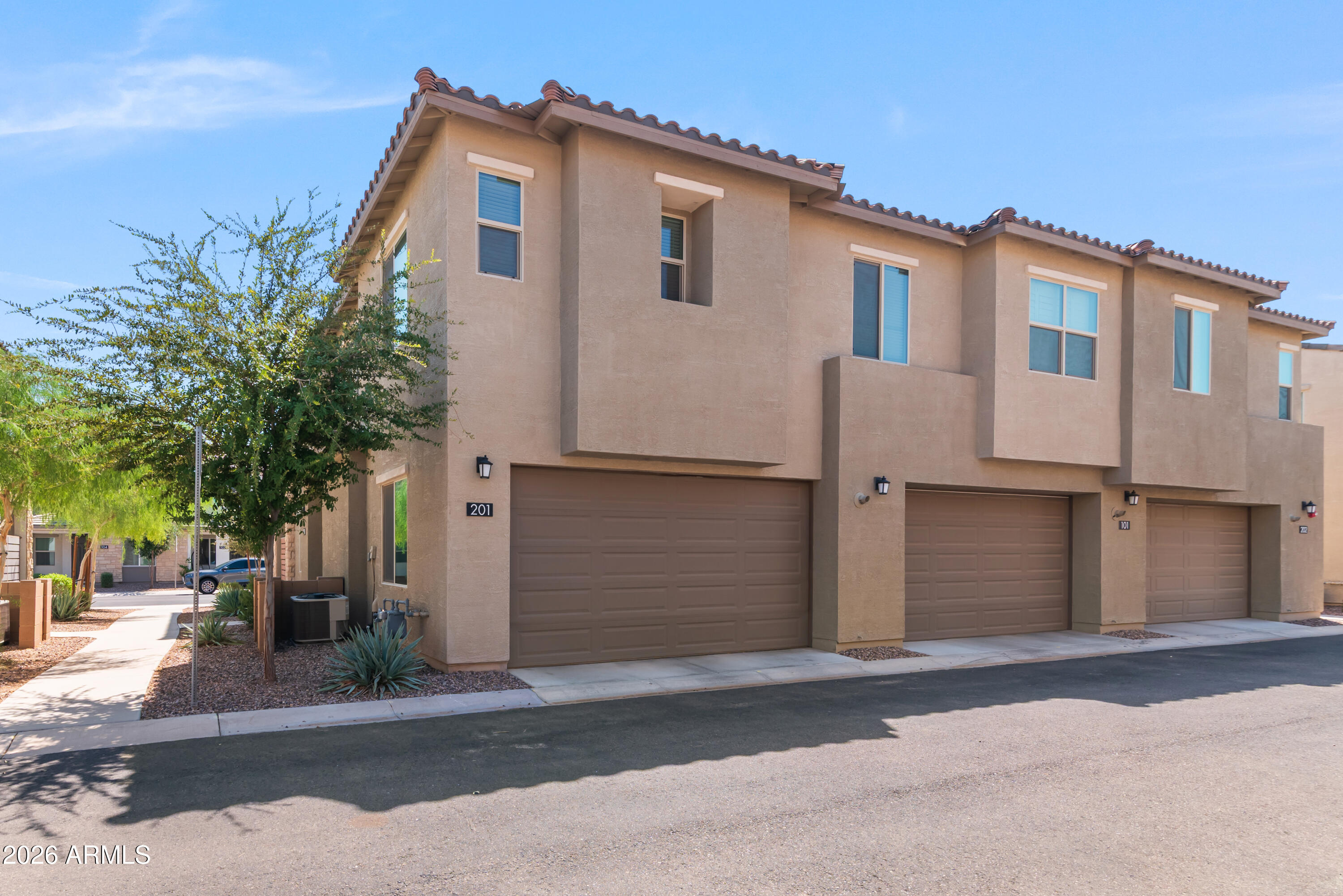 746 E Doral Avenue Unit 201