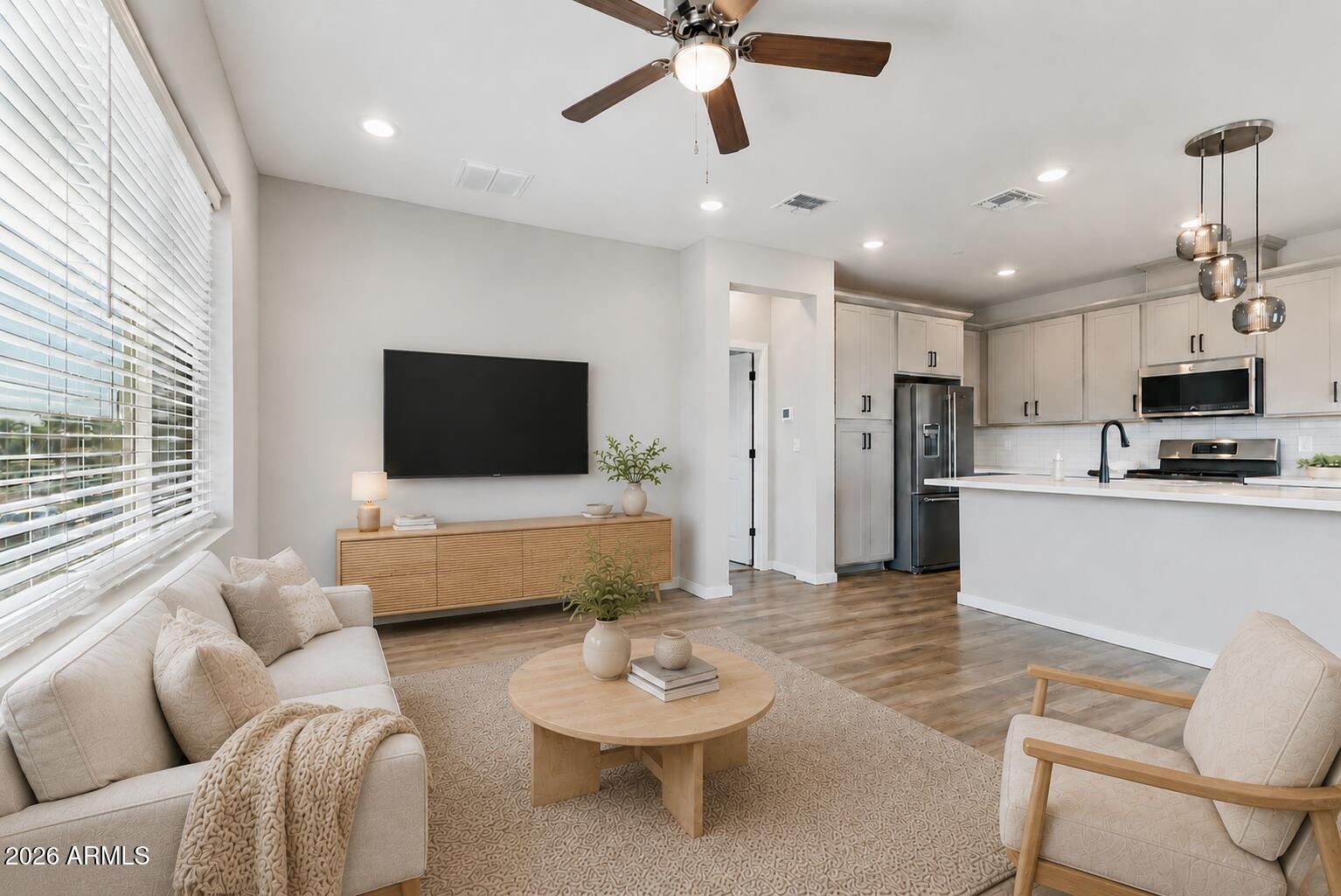 746 E Doral Avenue Unit 201