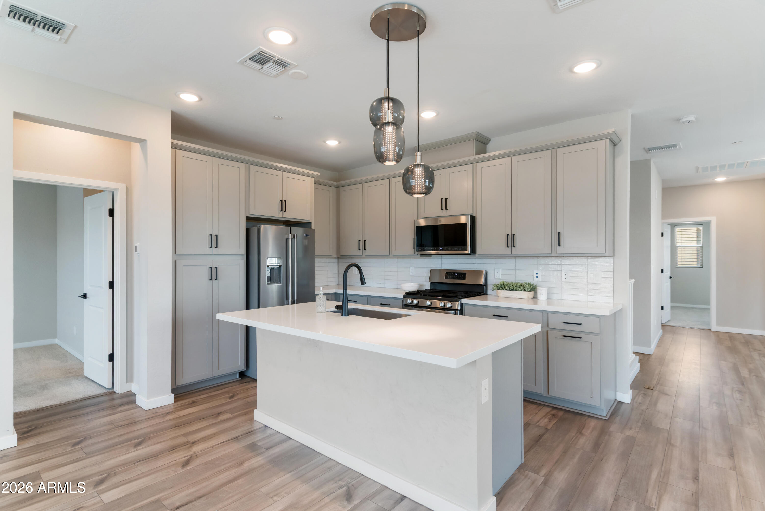 746 E Doral Avenue Unit 201
