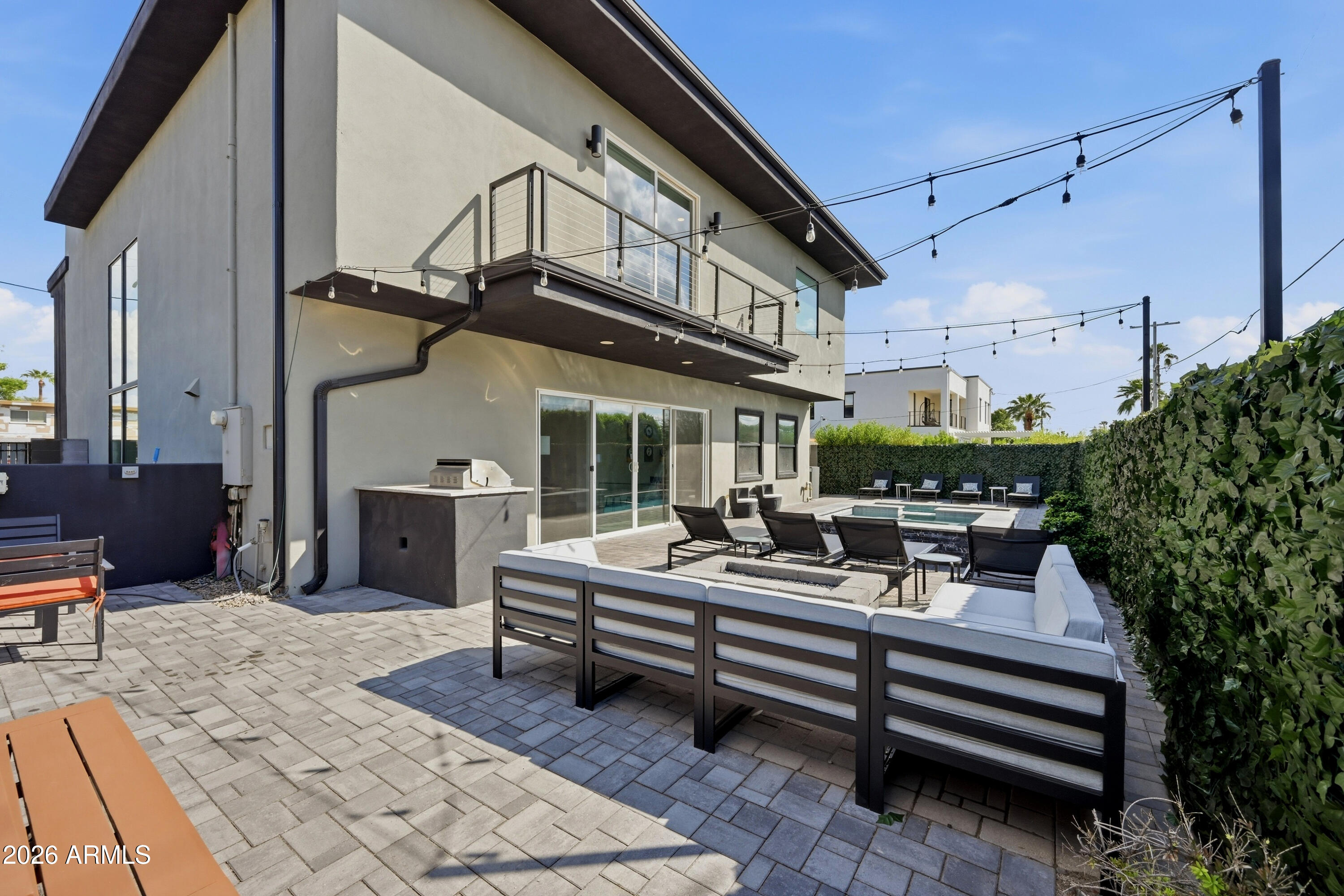 3732 N 68TH Street