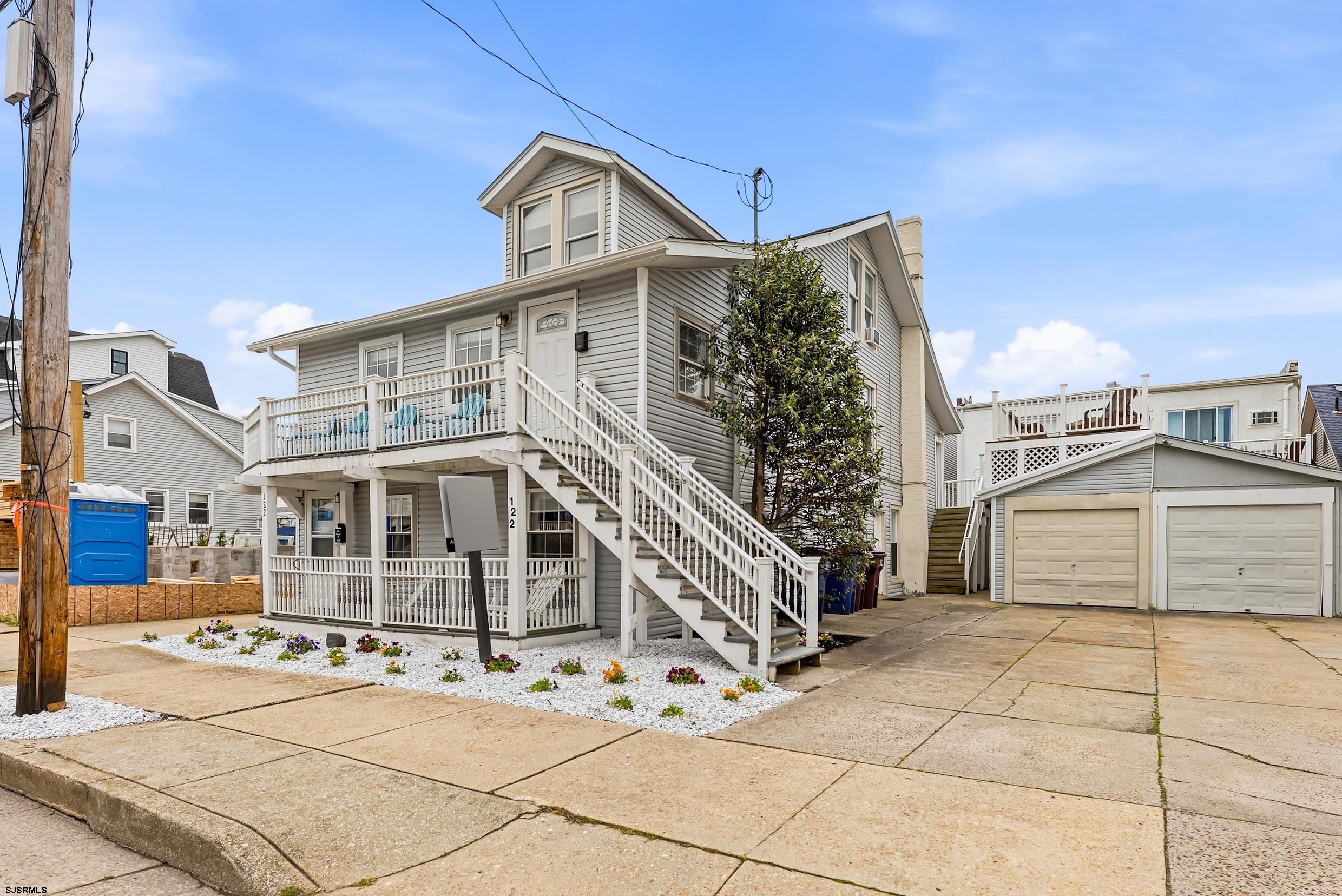 122 N Sacremento Ave