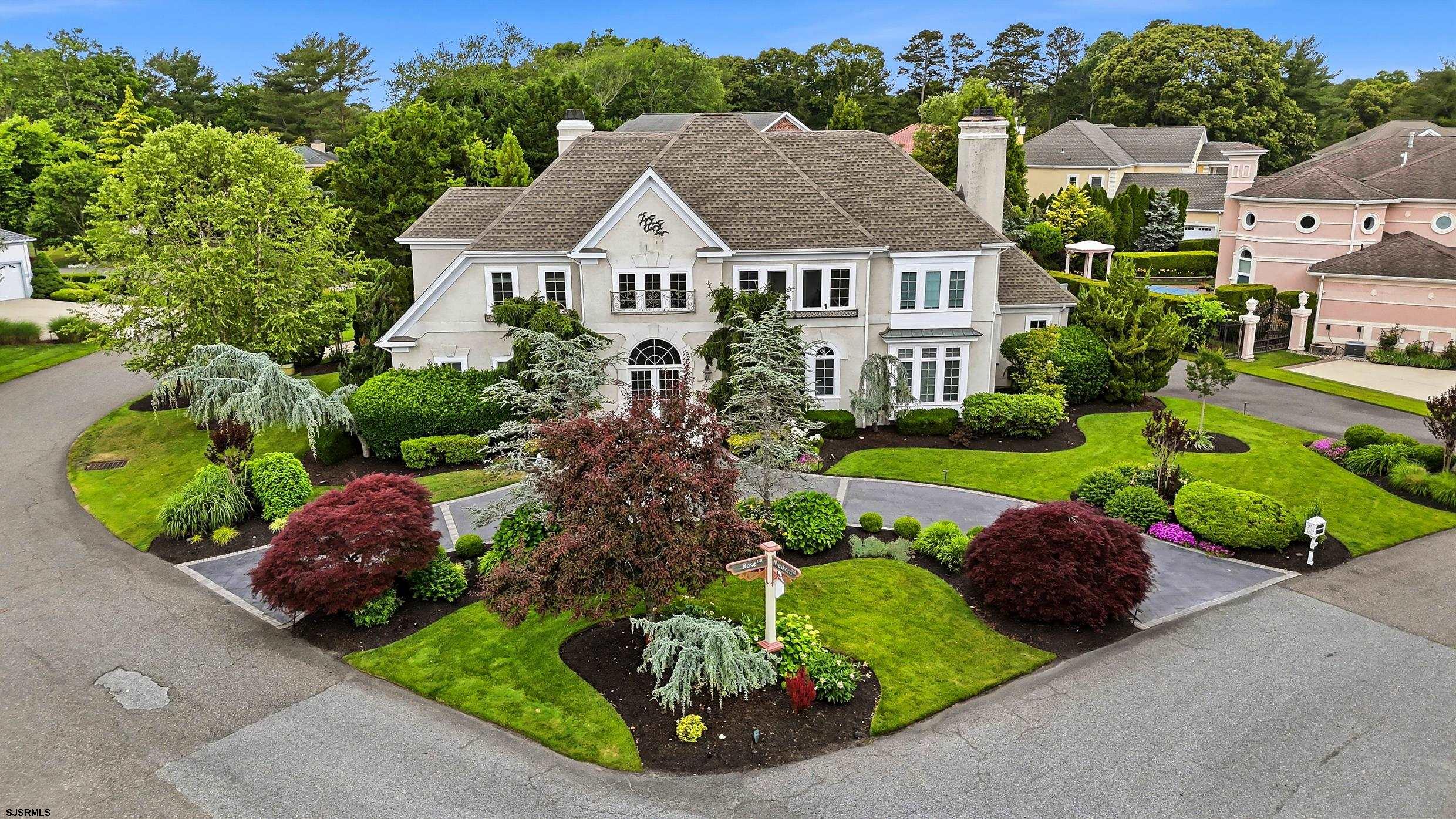1 Rose Ln