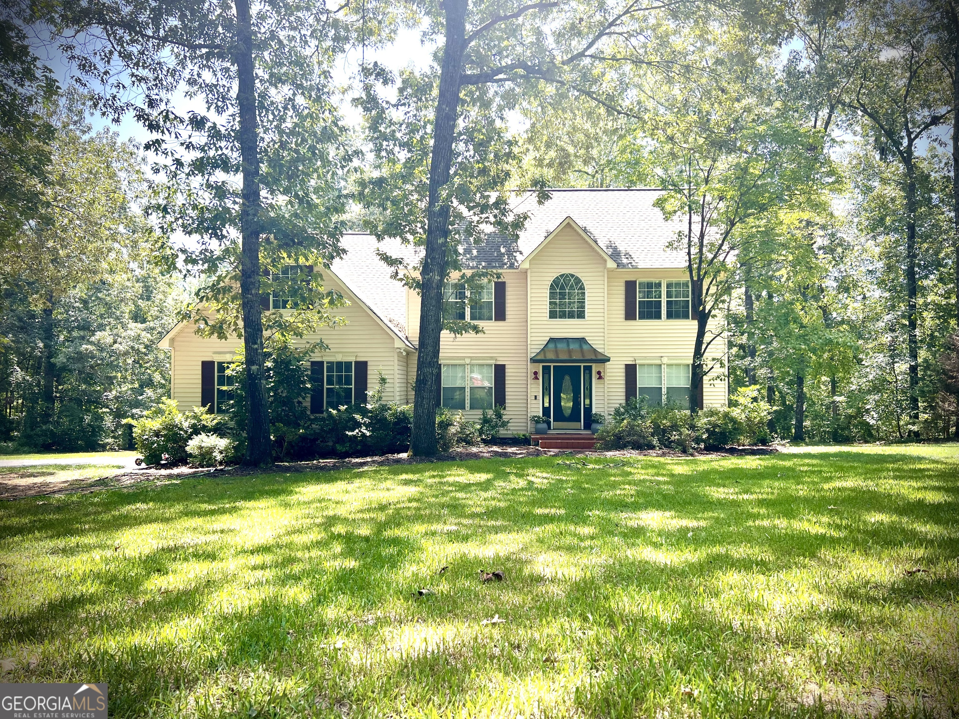 235 Strawberry Circle