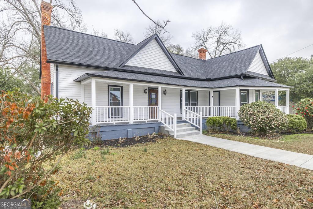 106 N Line Street