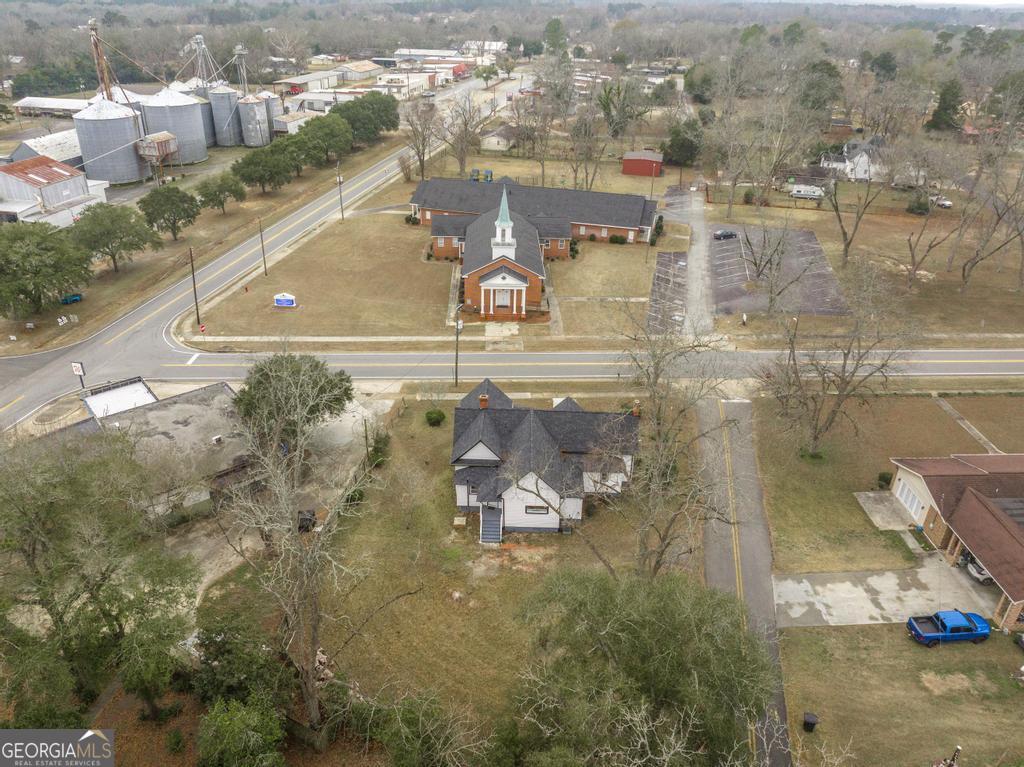 106 N Line Street