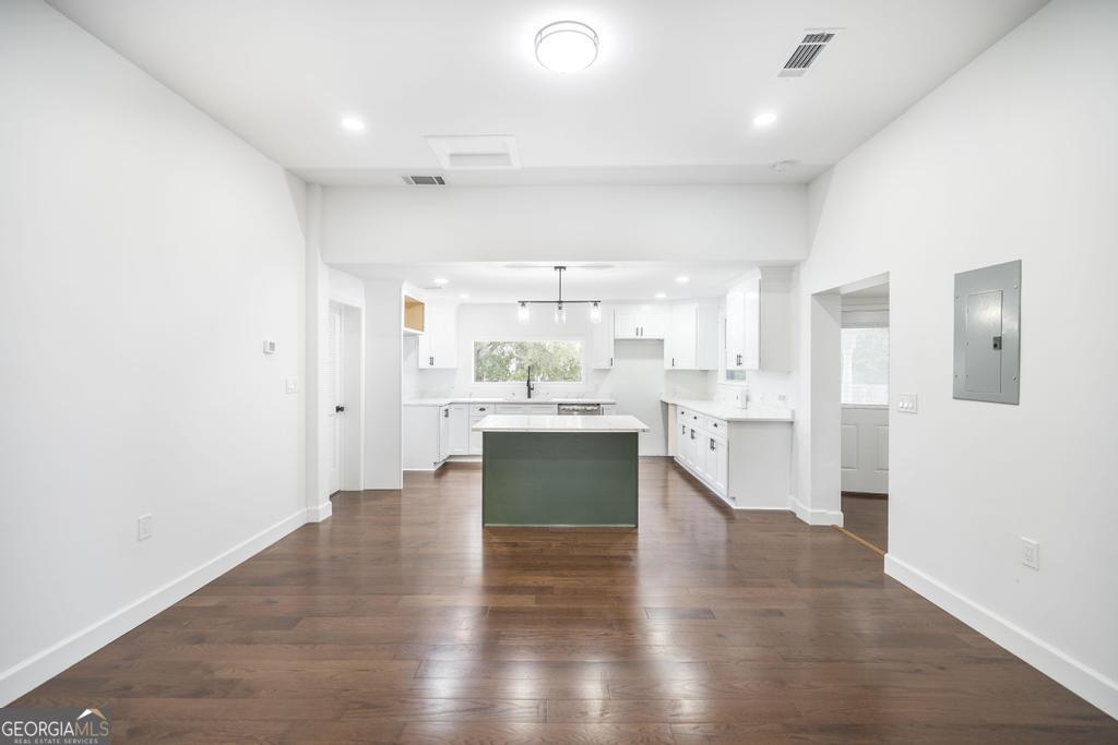 106 N Line Street