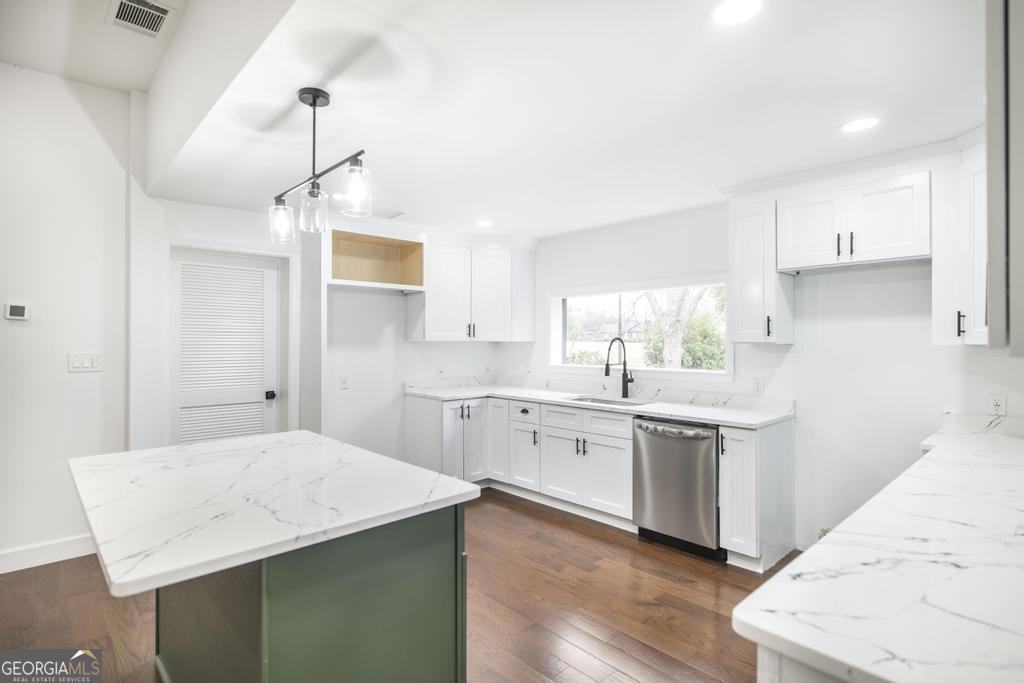106 N Line Street