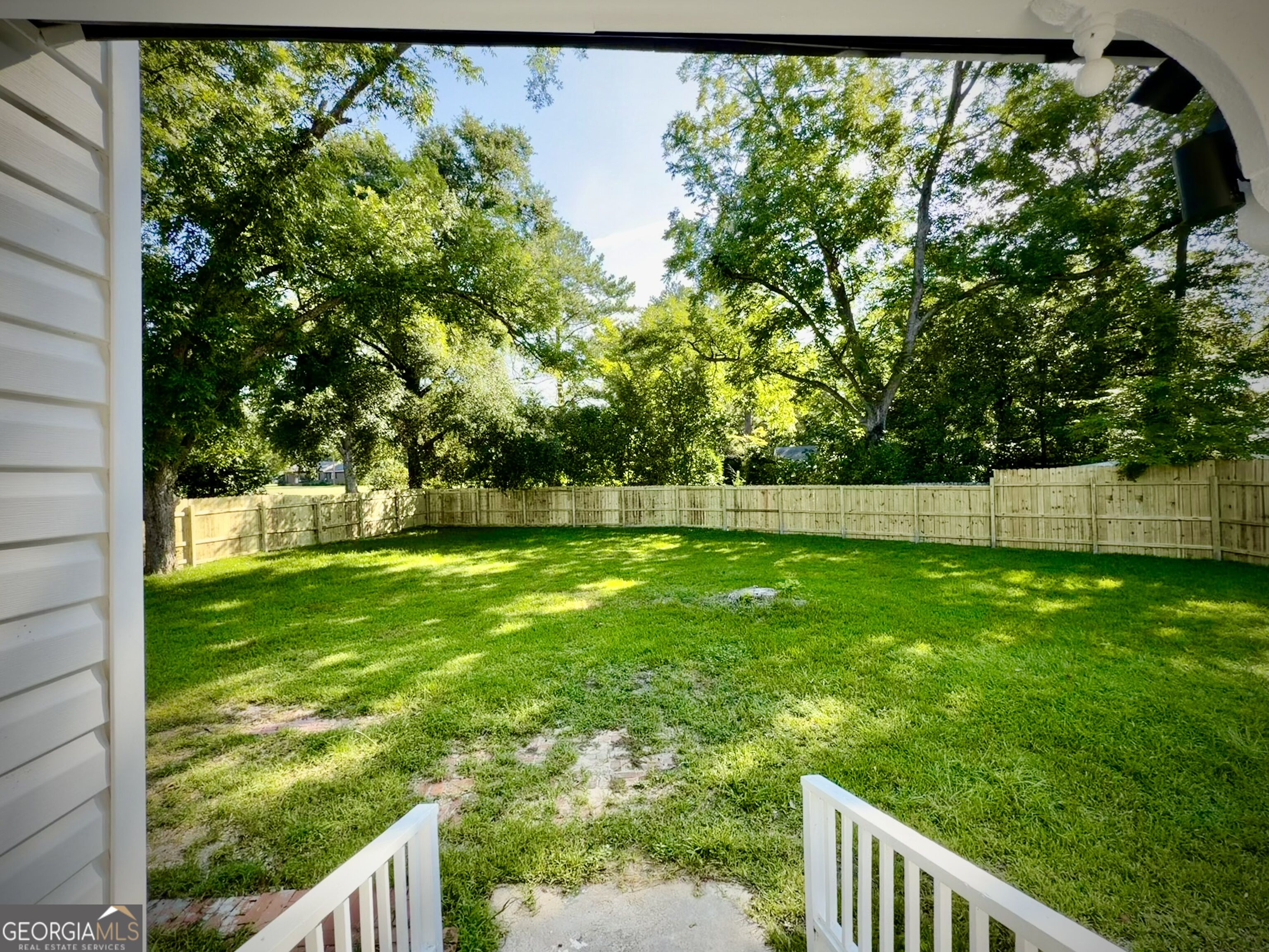 106 N Line Street