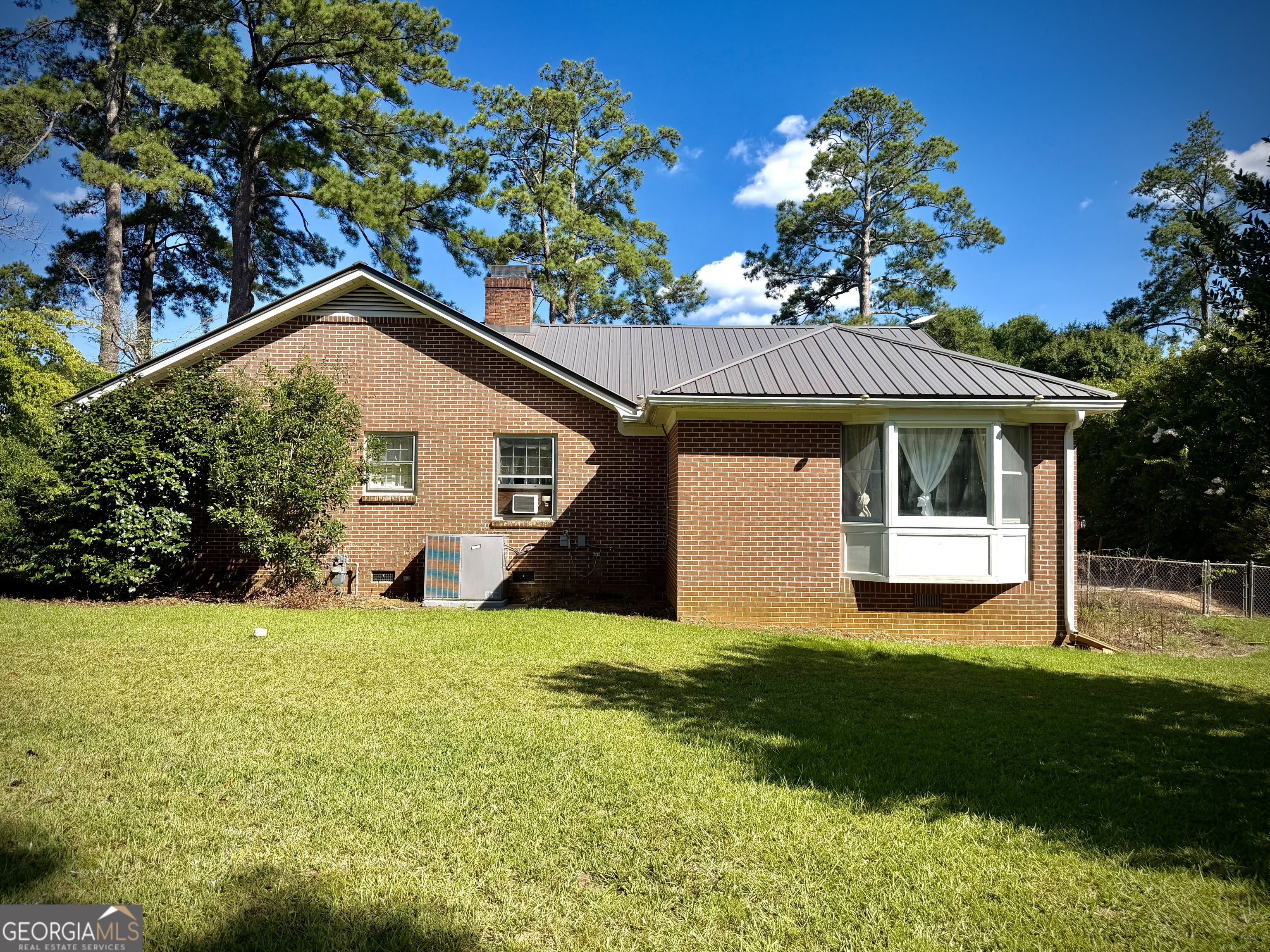 290 Virginia Circle
