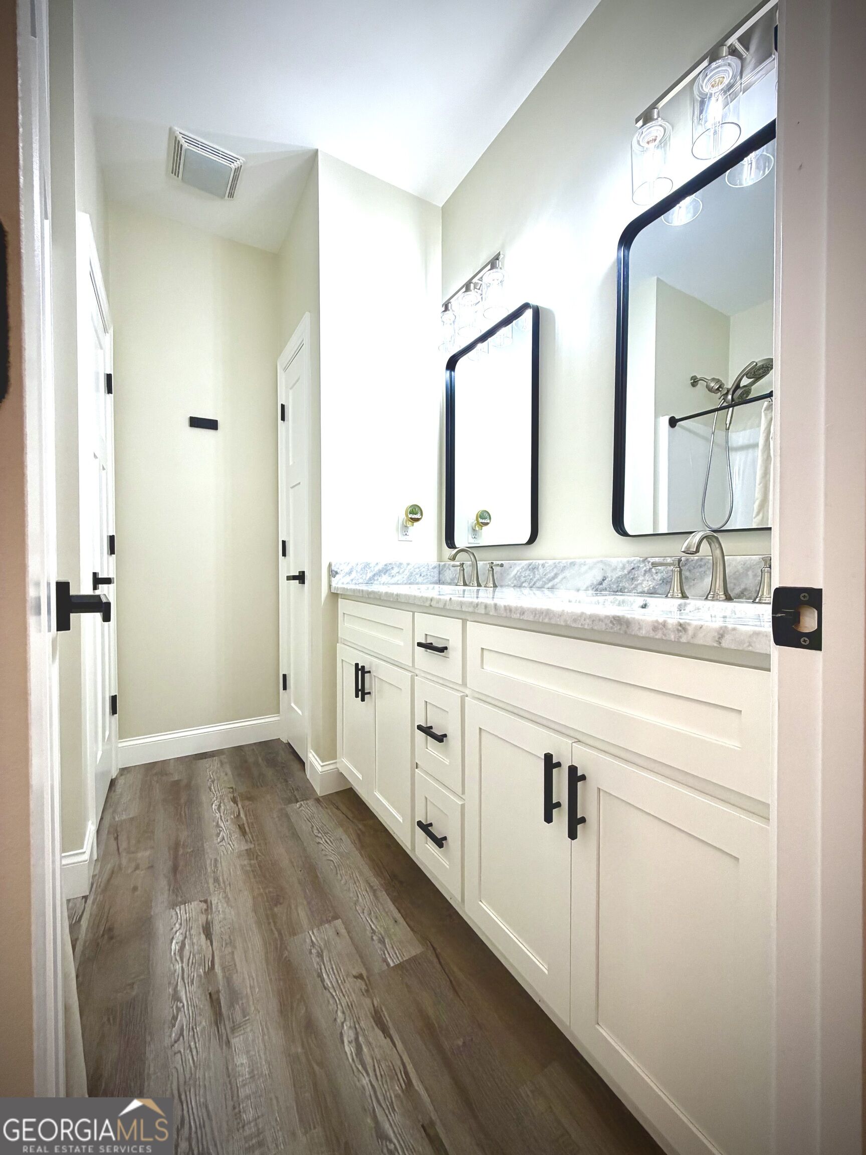 637 Chieftain Trail