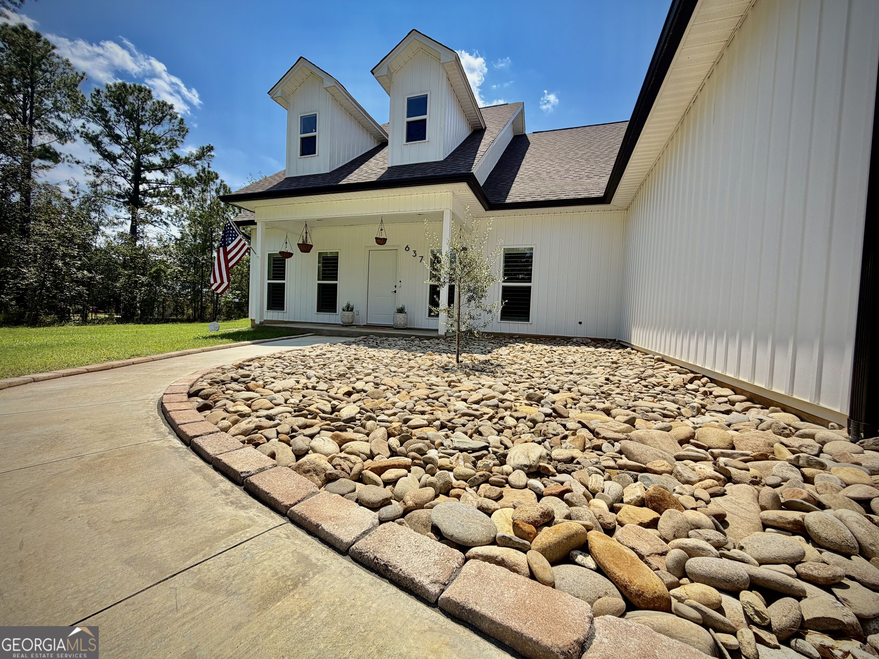 637 Chieftain Trail