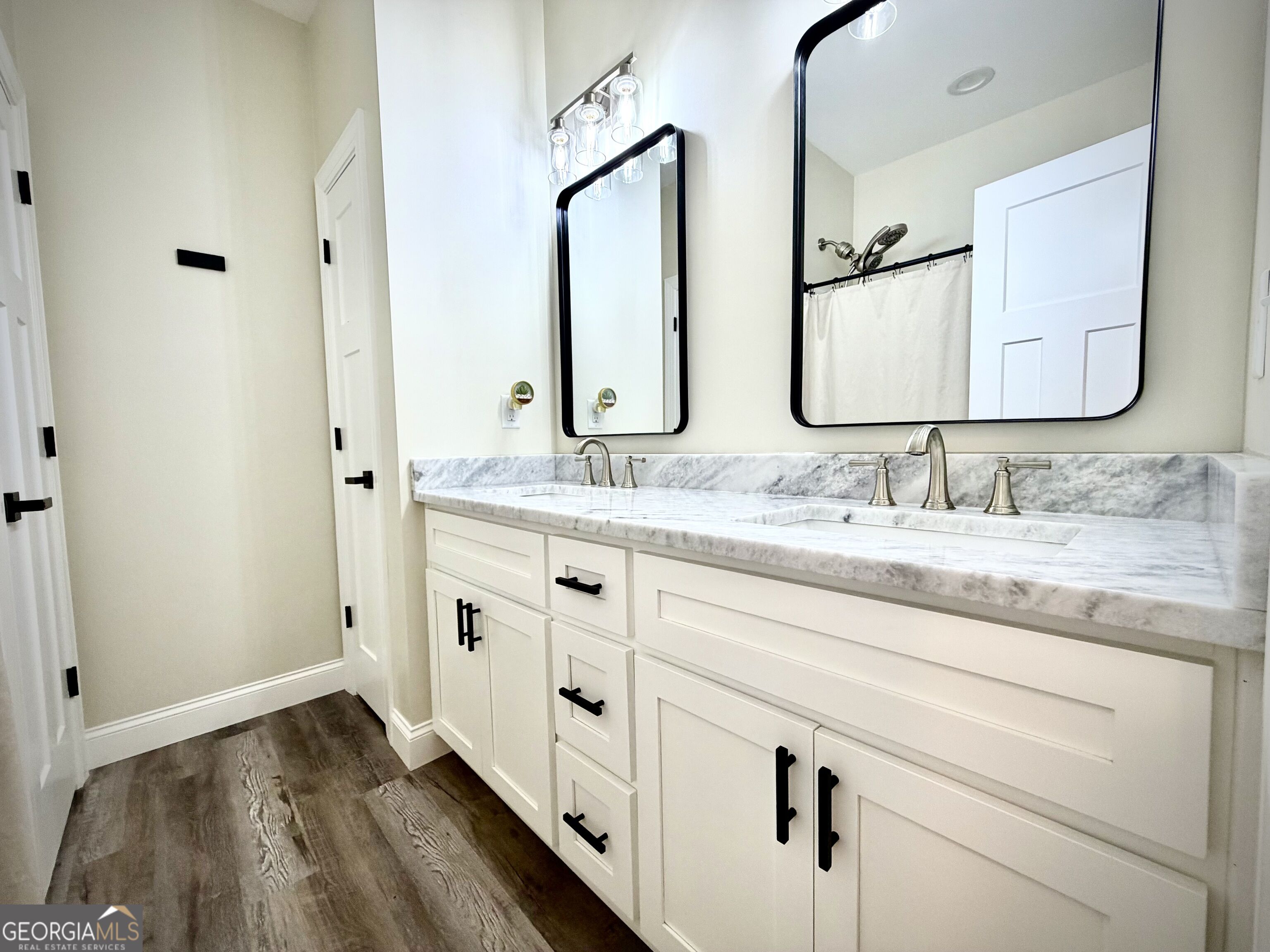 637 Chieftain Trail
