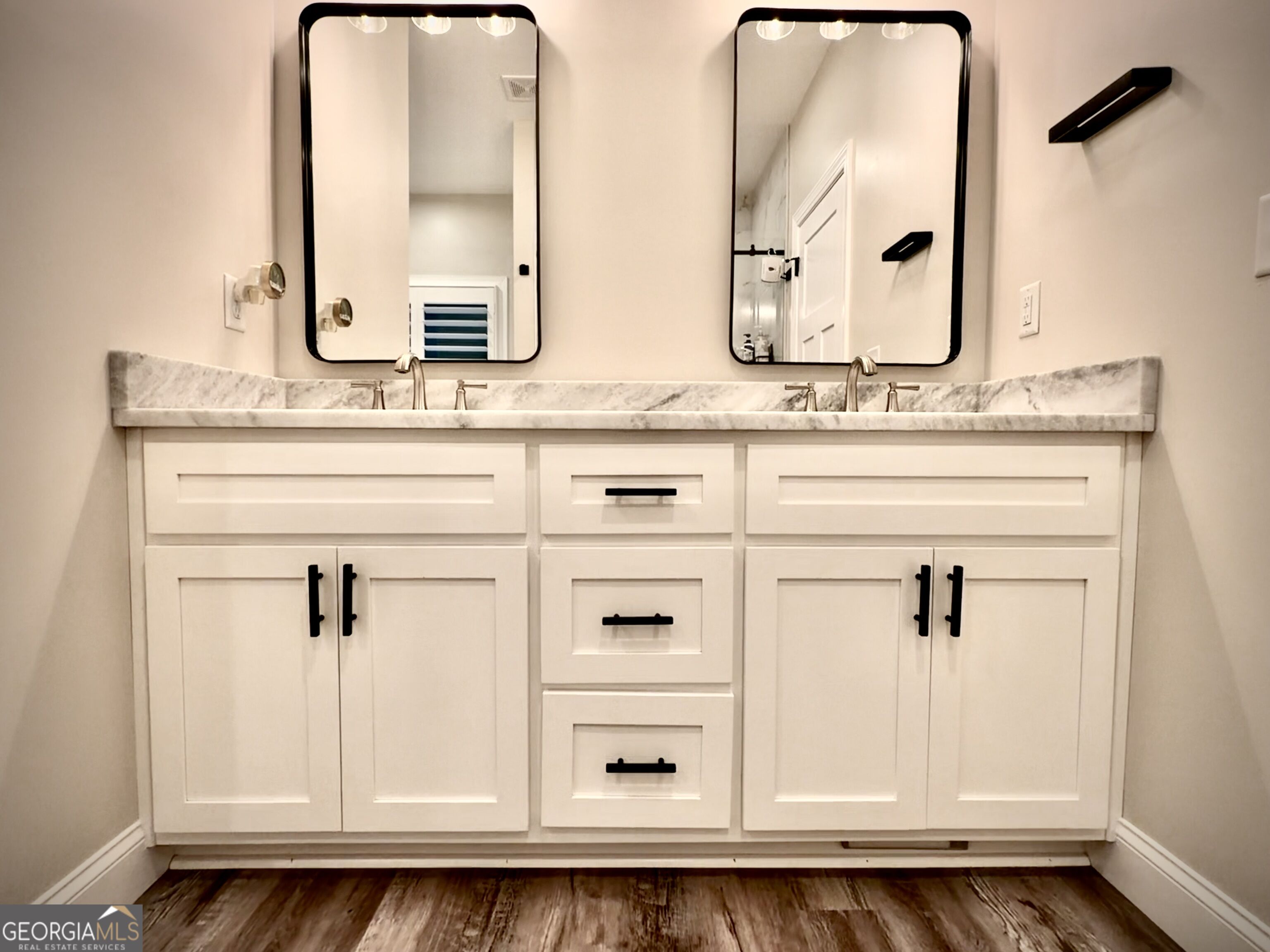 637 Chieftain Trail
