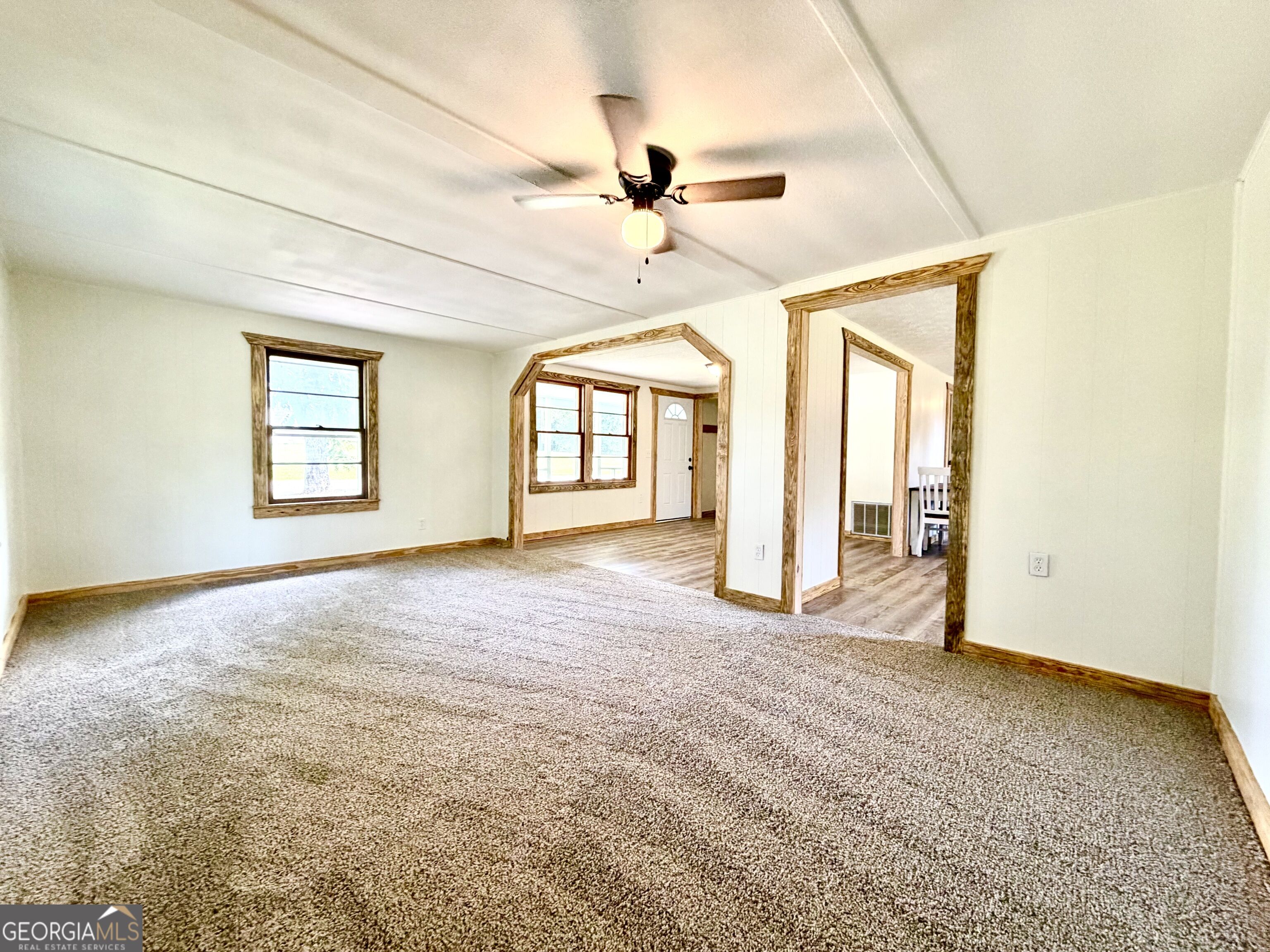 107 W Norris Street