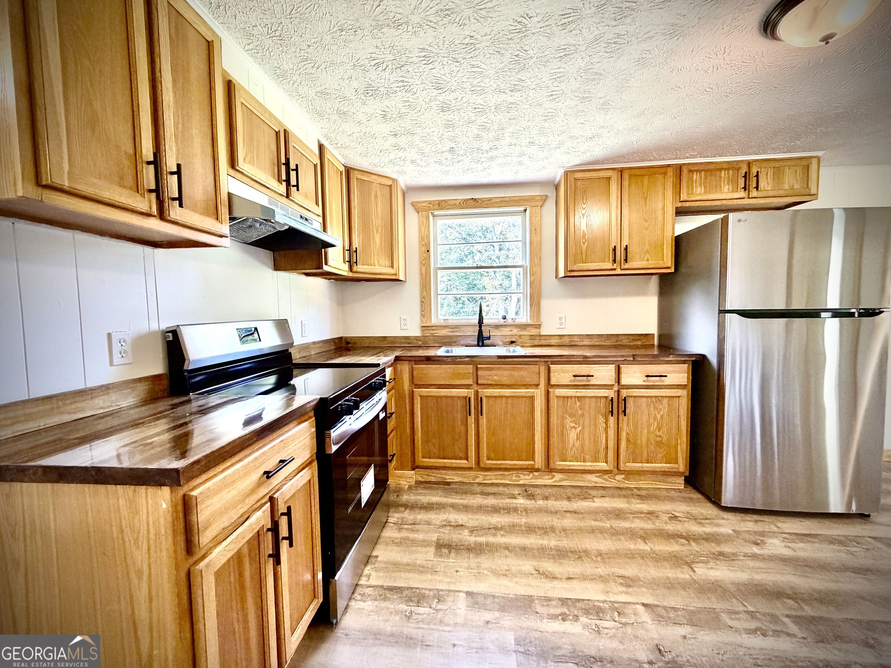 107 W Norris Street