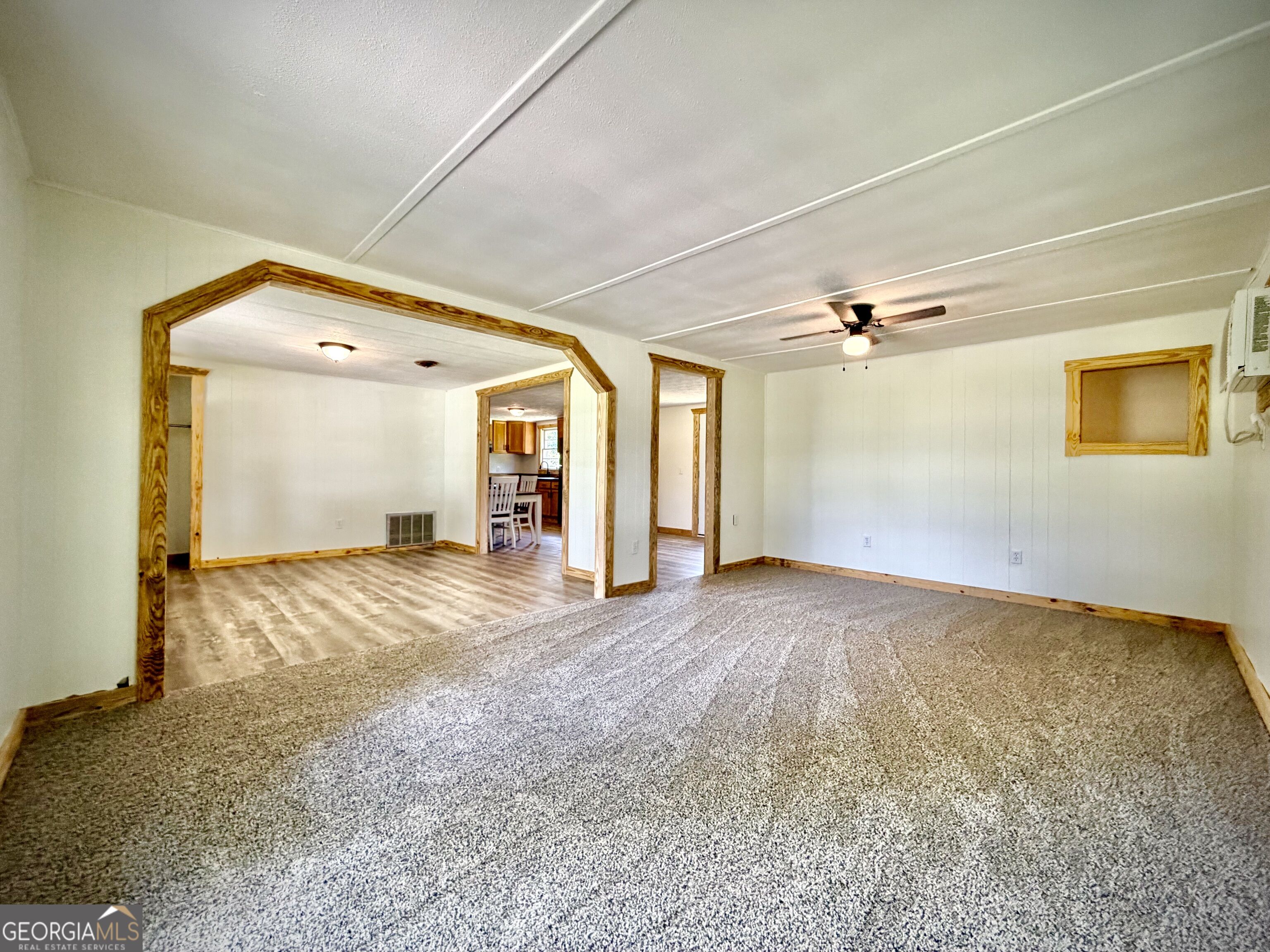 107 W Norris Street