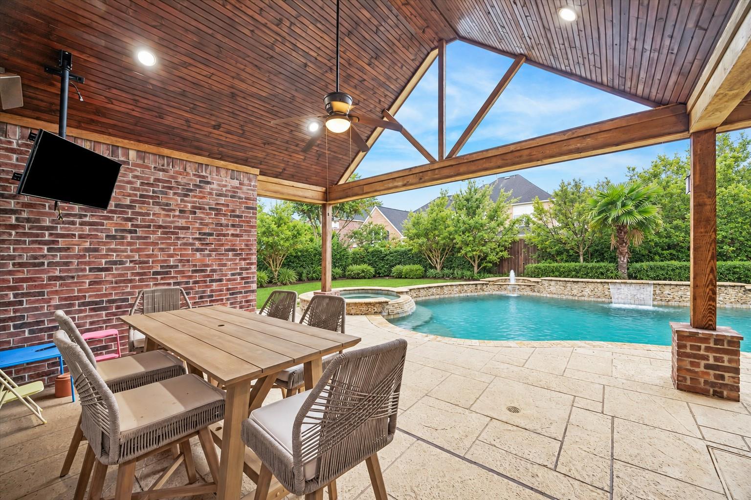 7922 Emerald Haven Drive