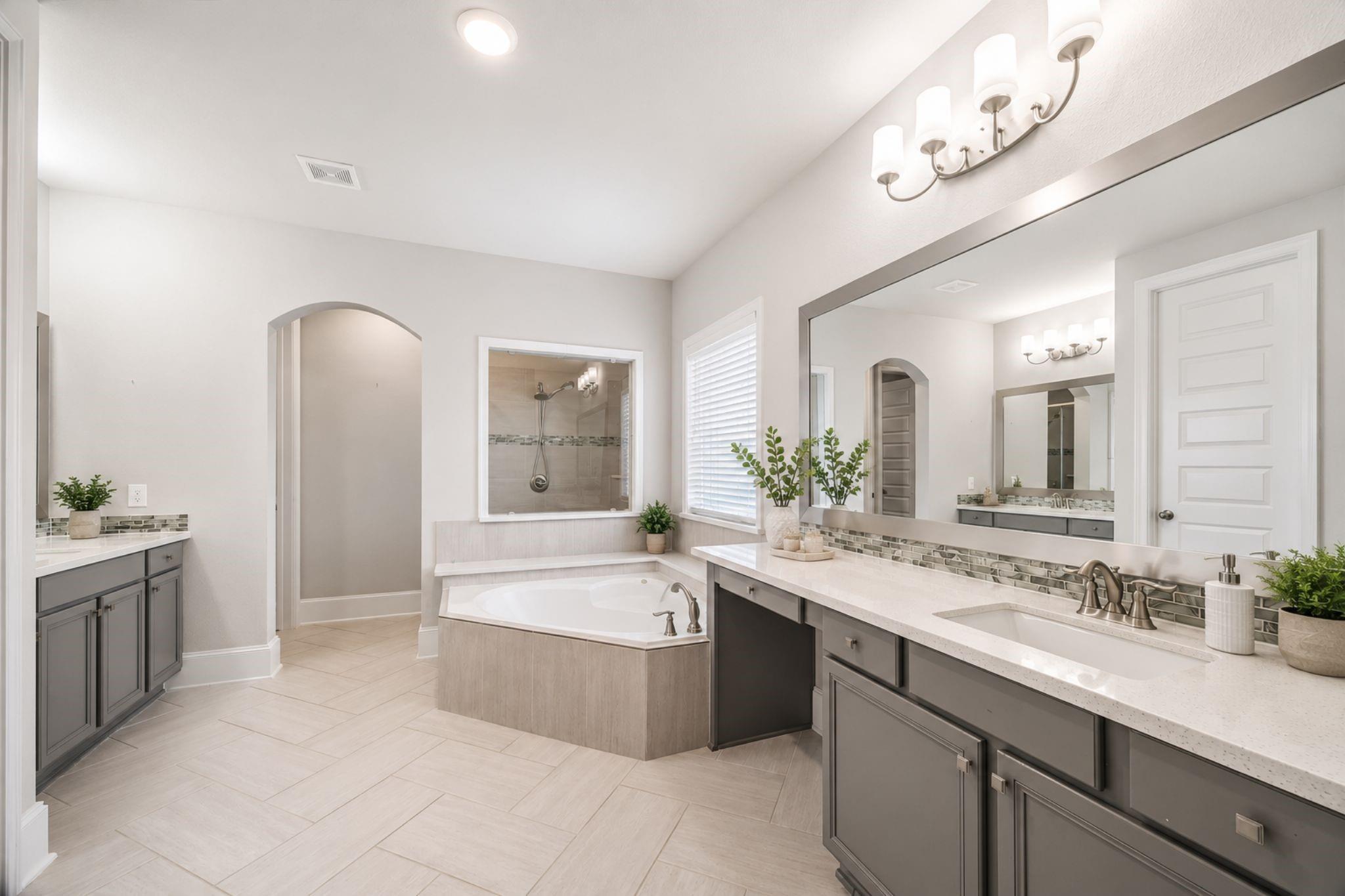 1907 Sapphire Pines Lane