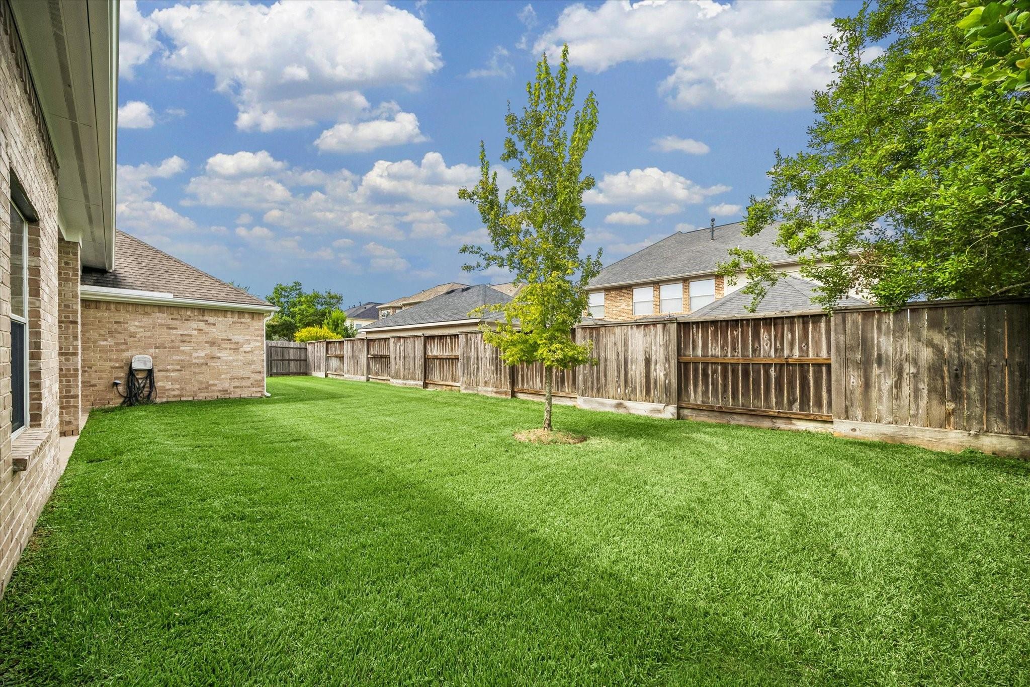 7715 Bayou Green Lane