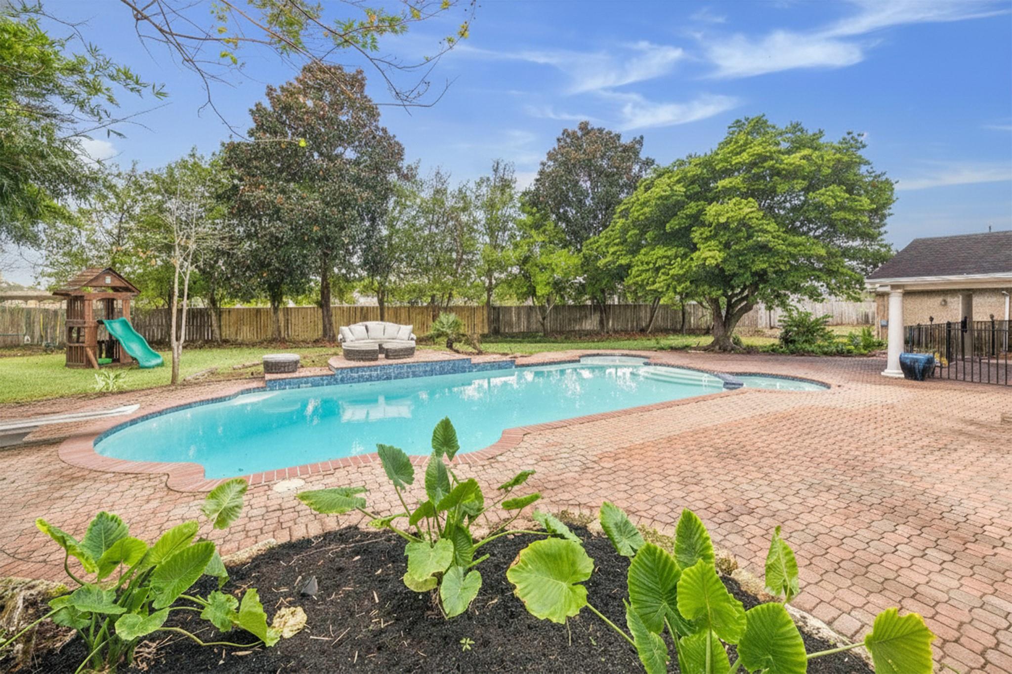 2526 Stephens Grant Drive