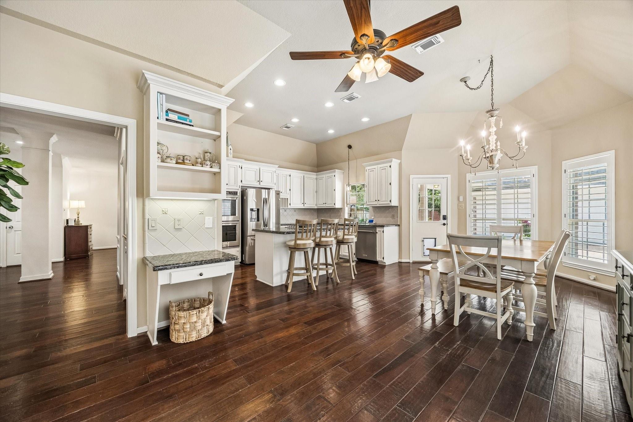 30 Saint Simons Court