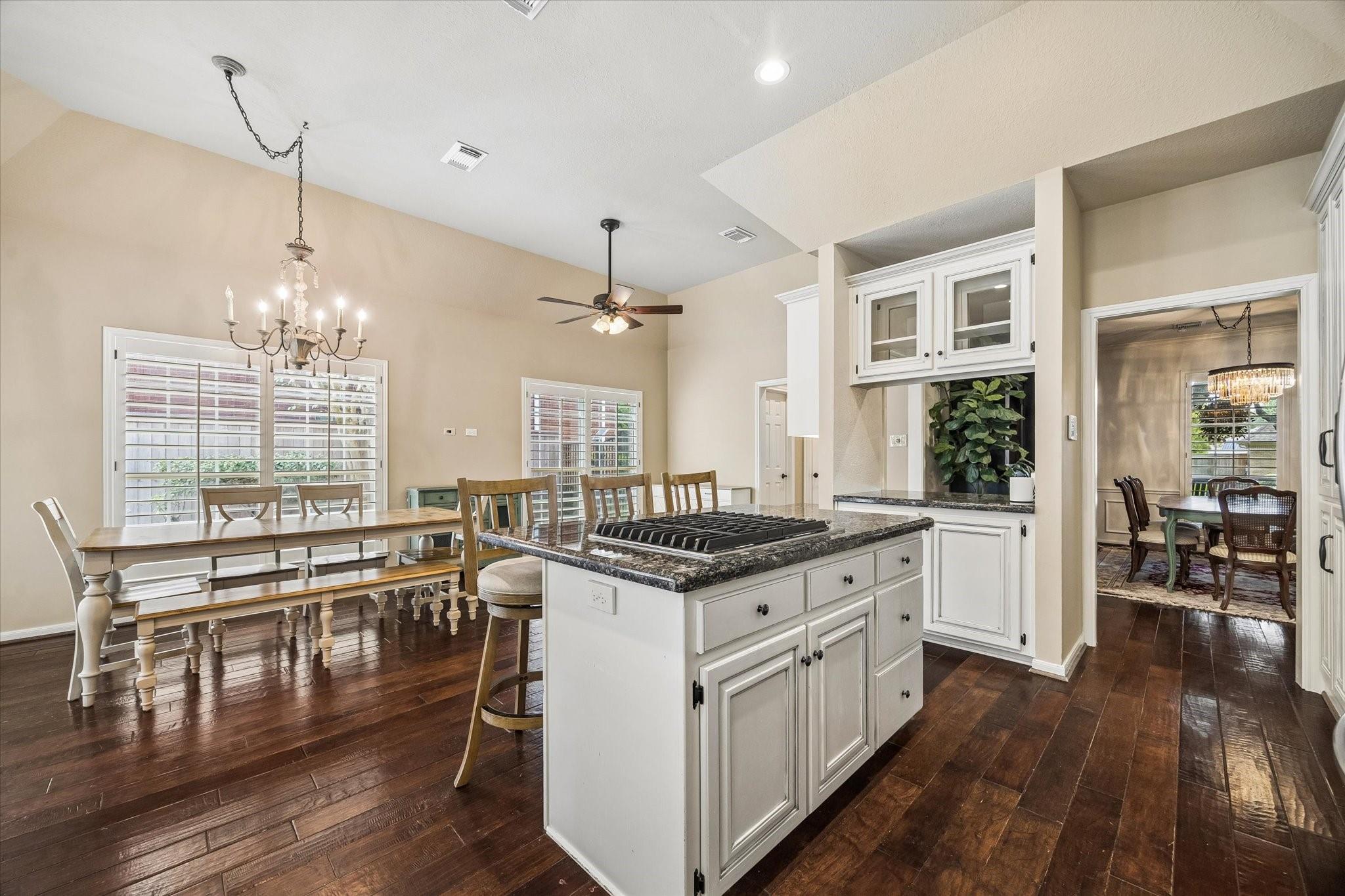 30 Saint Simons Court