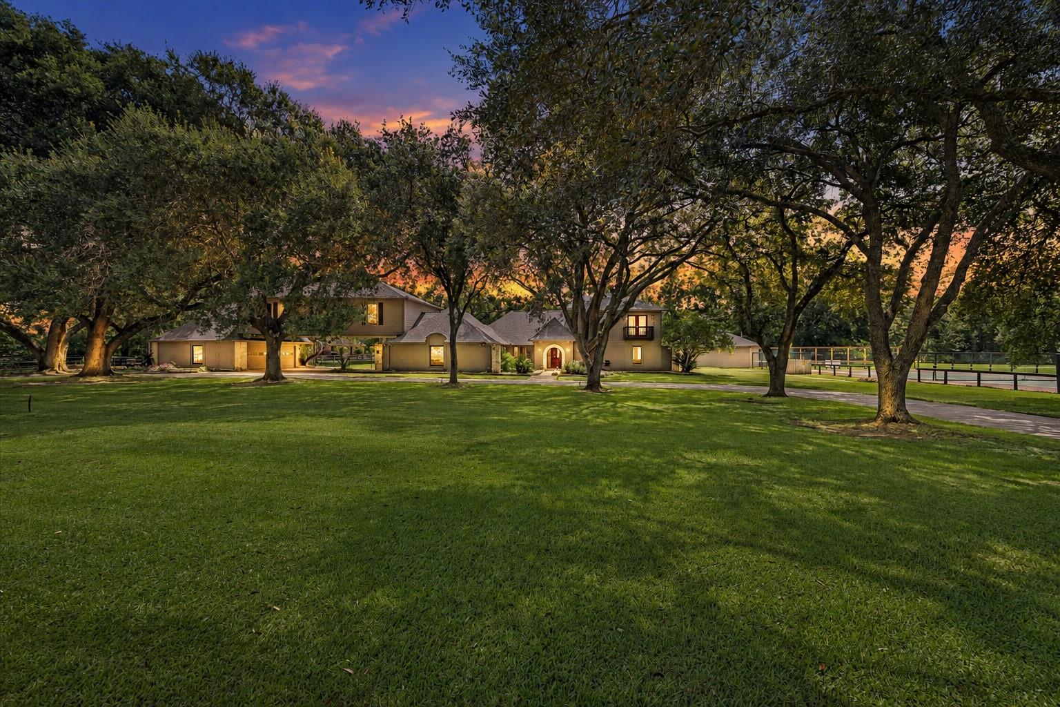 2020 Pecan Lake Drive