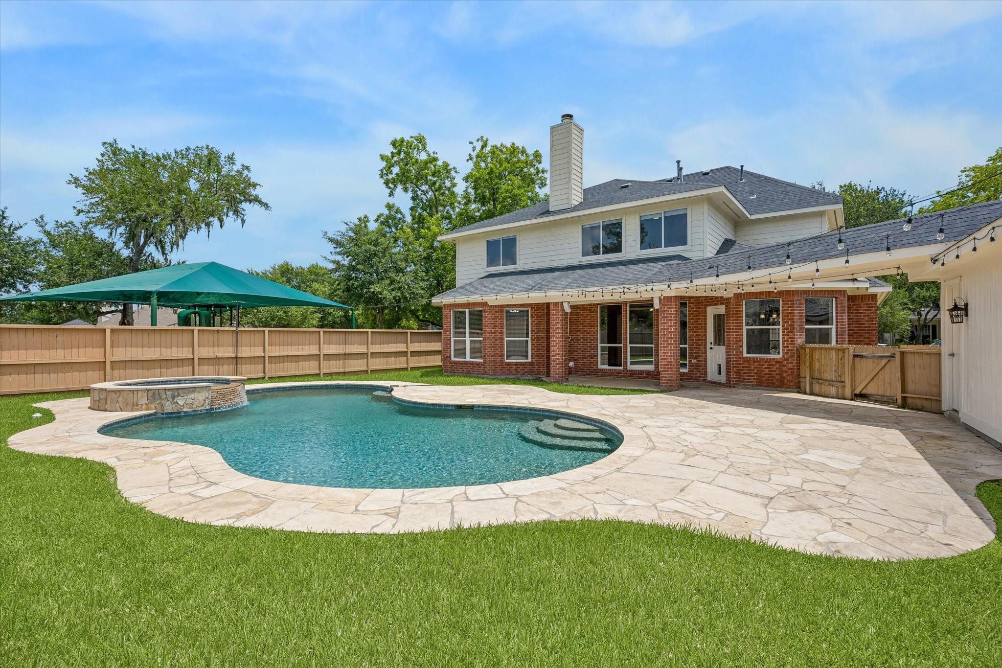1331 Shady Bend Drive
