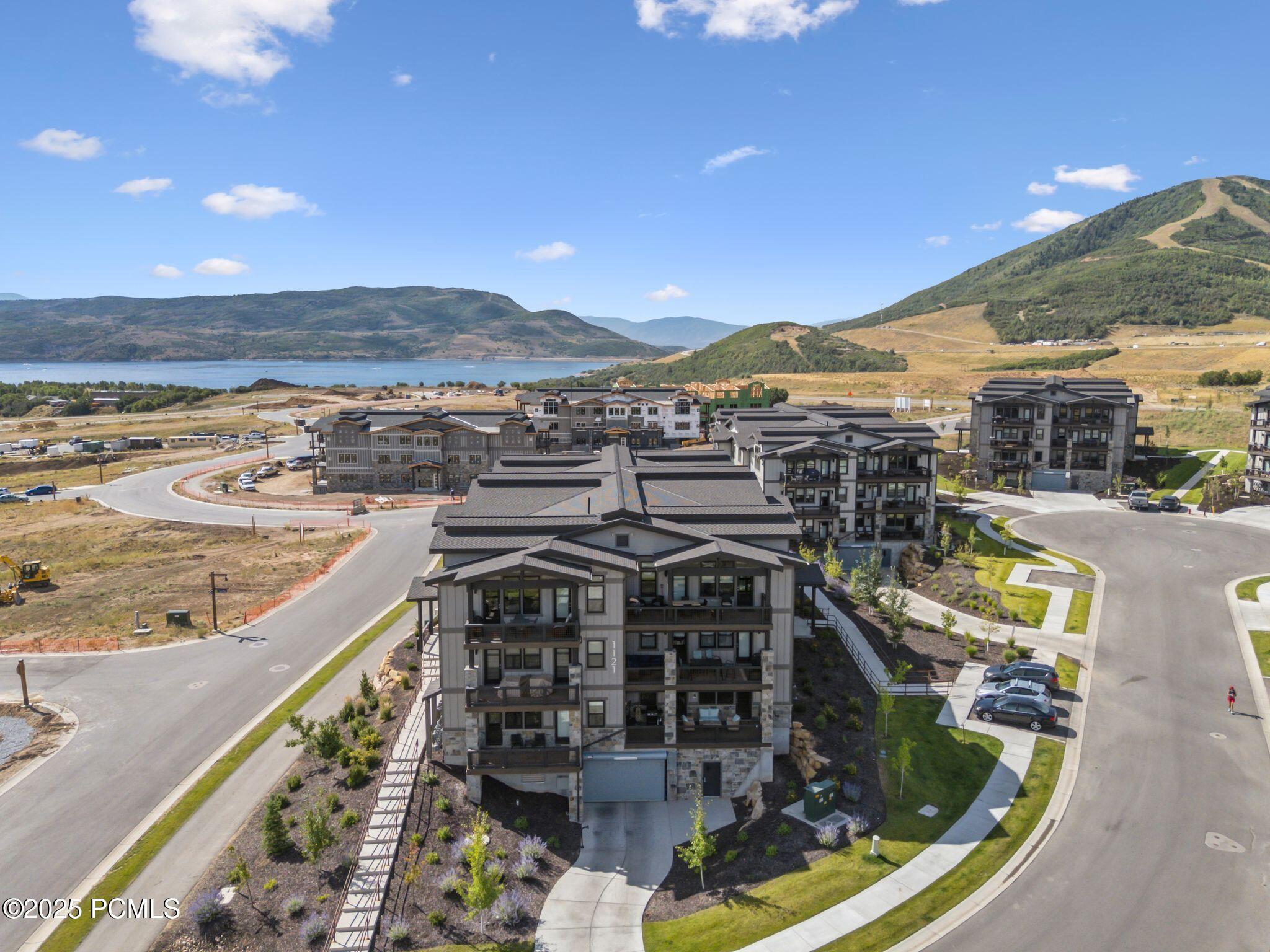 1121 W Helling Circle, 101