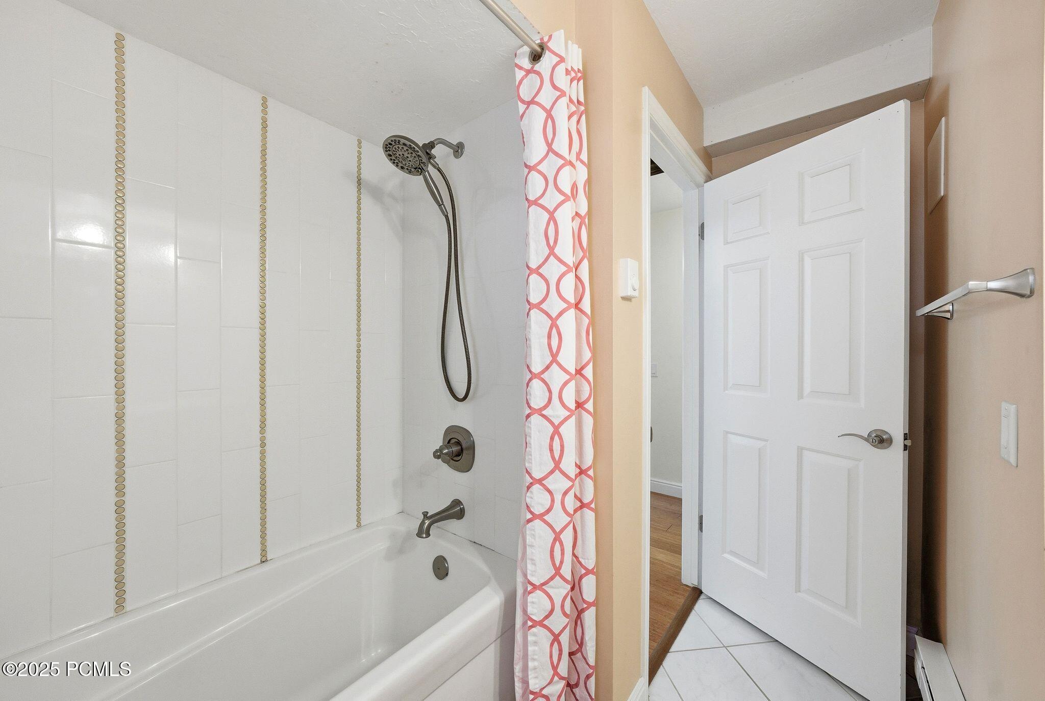 1885 Prospector Avenue B1