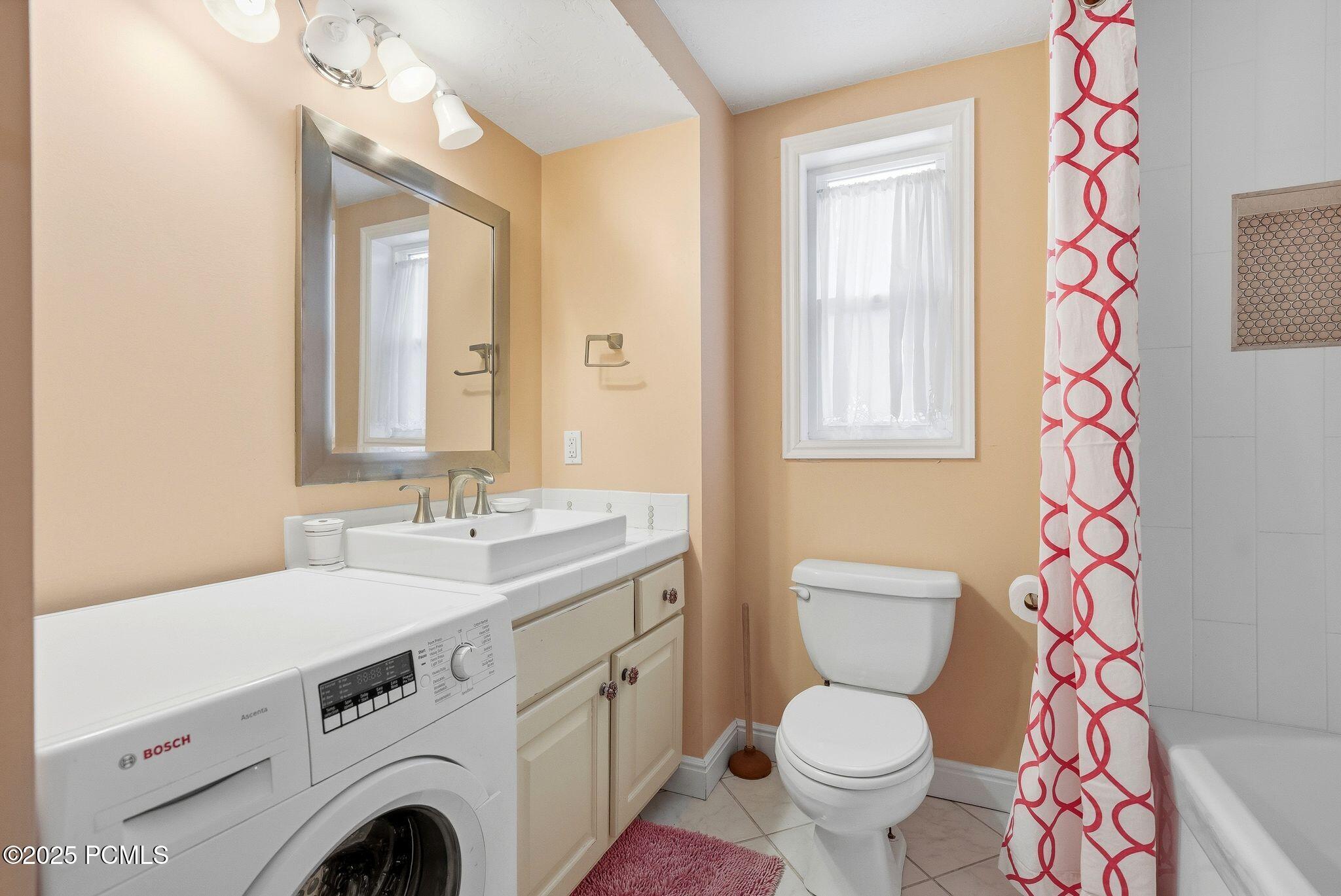 1885 Prospector Avenue B1