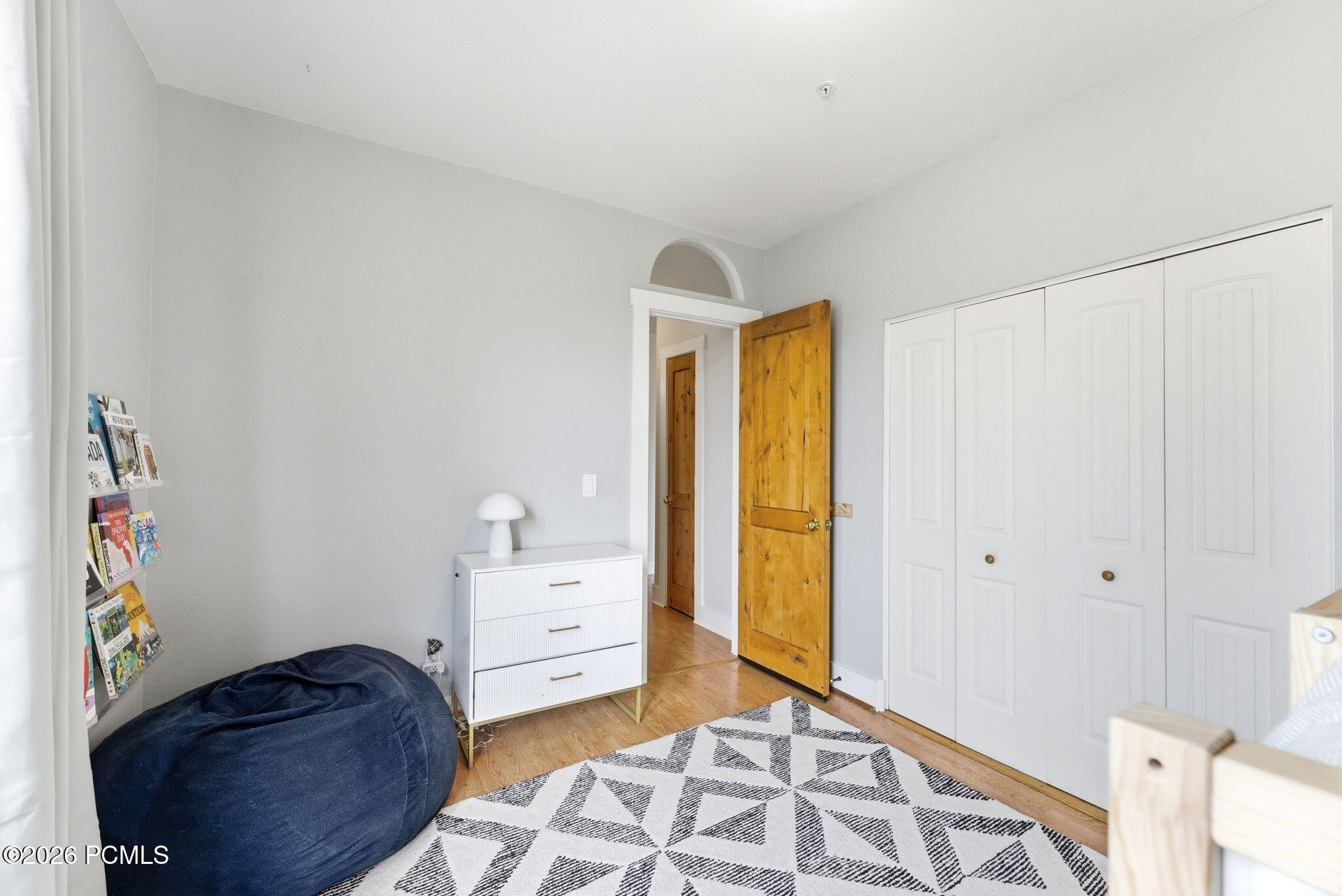 8231 Meadowview Court K12