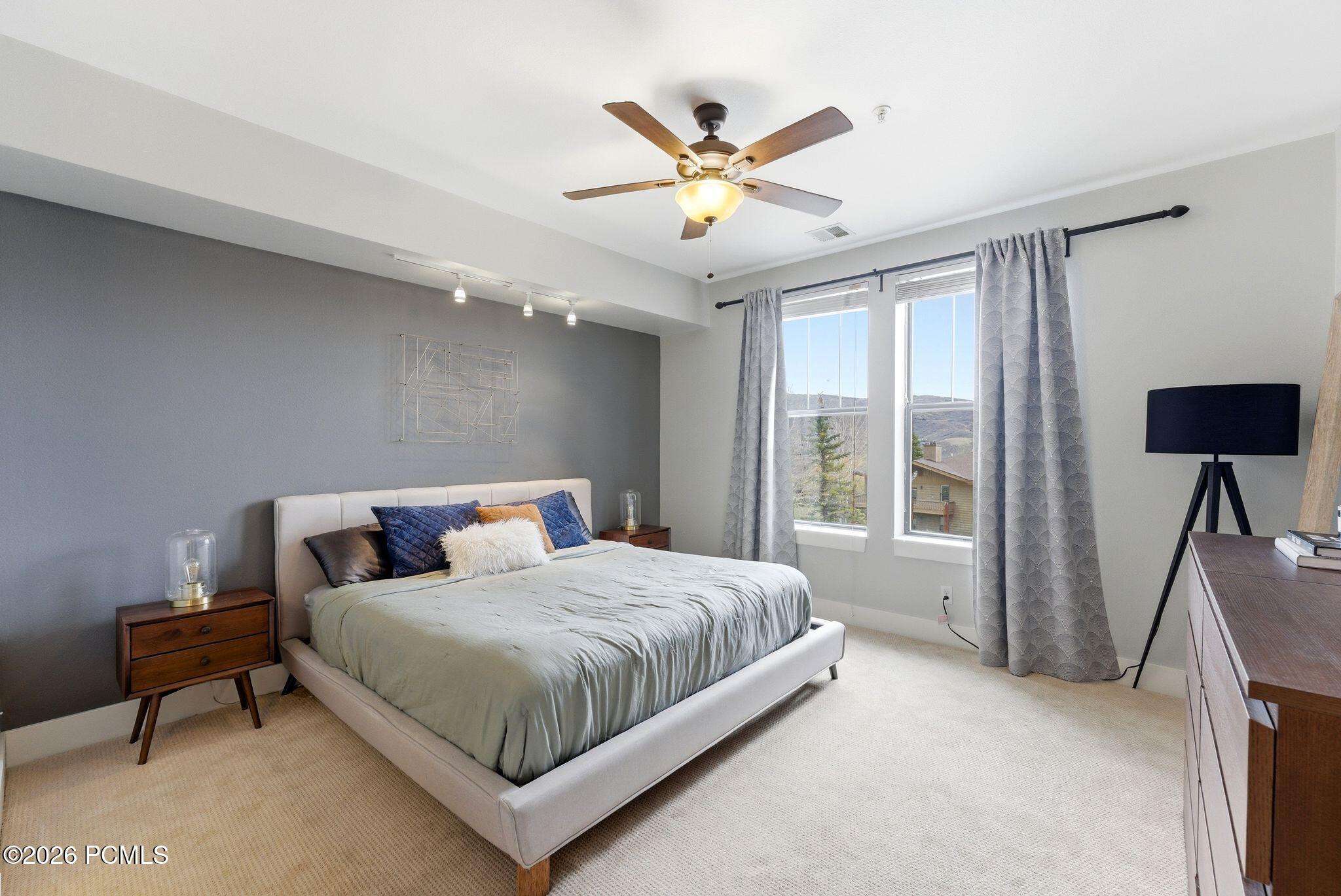 8231 Meadowview Court K12