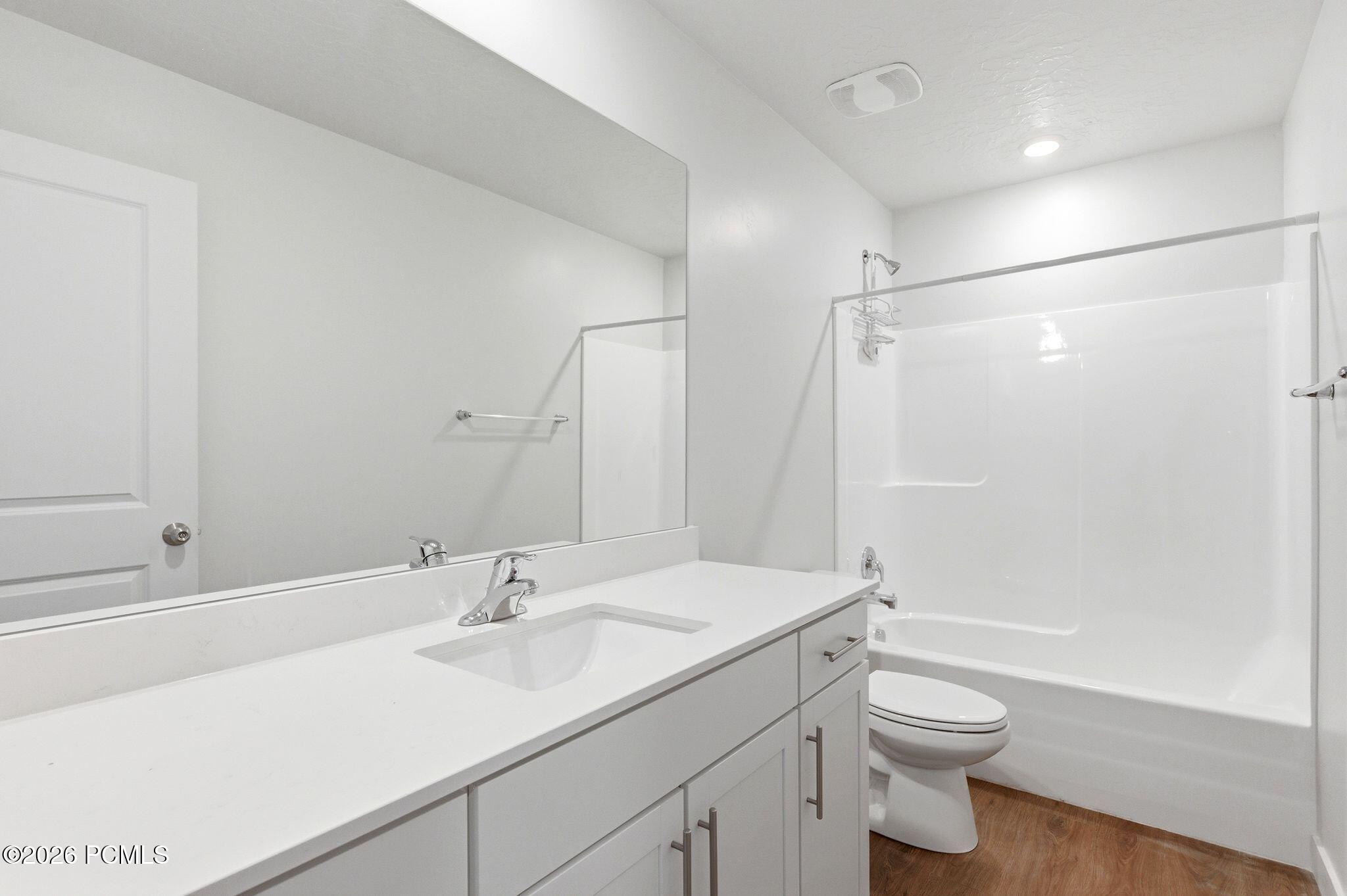 2256 N Canal View Lane