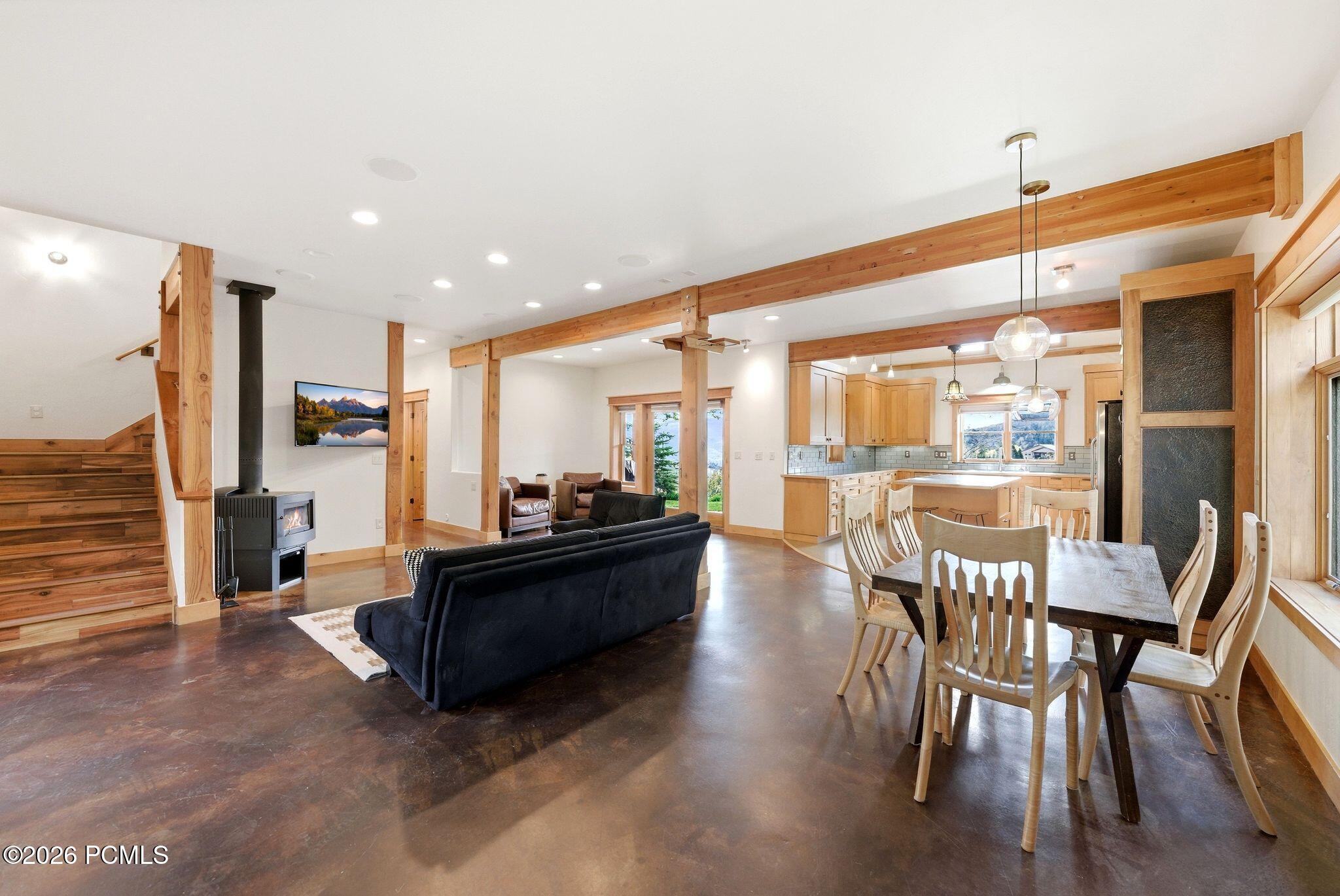 4990 W Ponderosa Drive