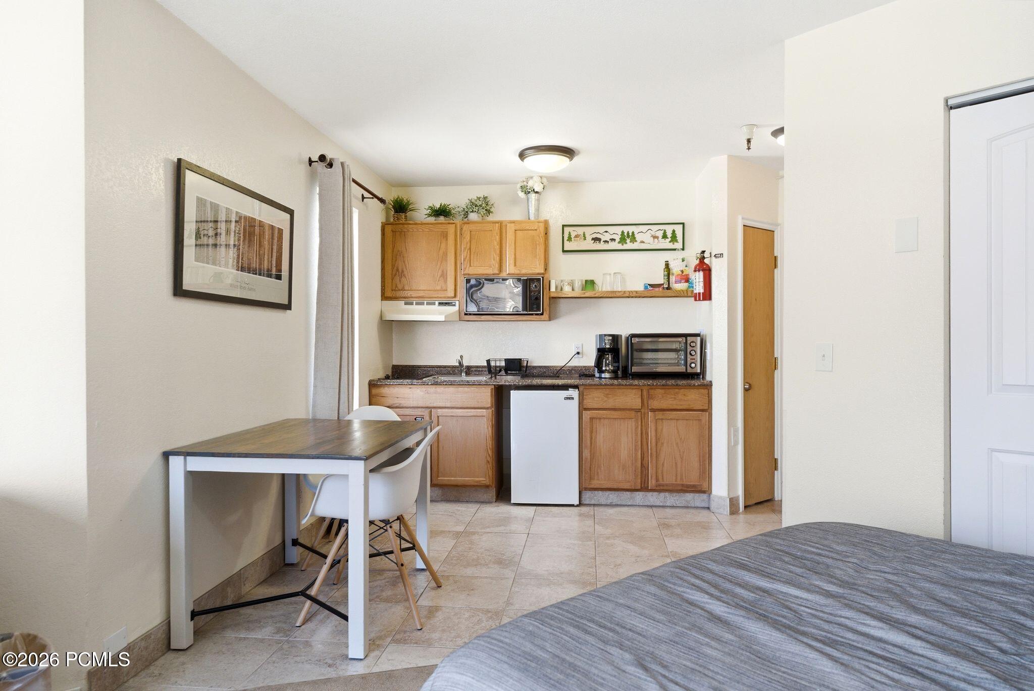 1940 Prospector Avenue 331