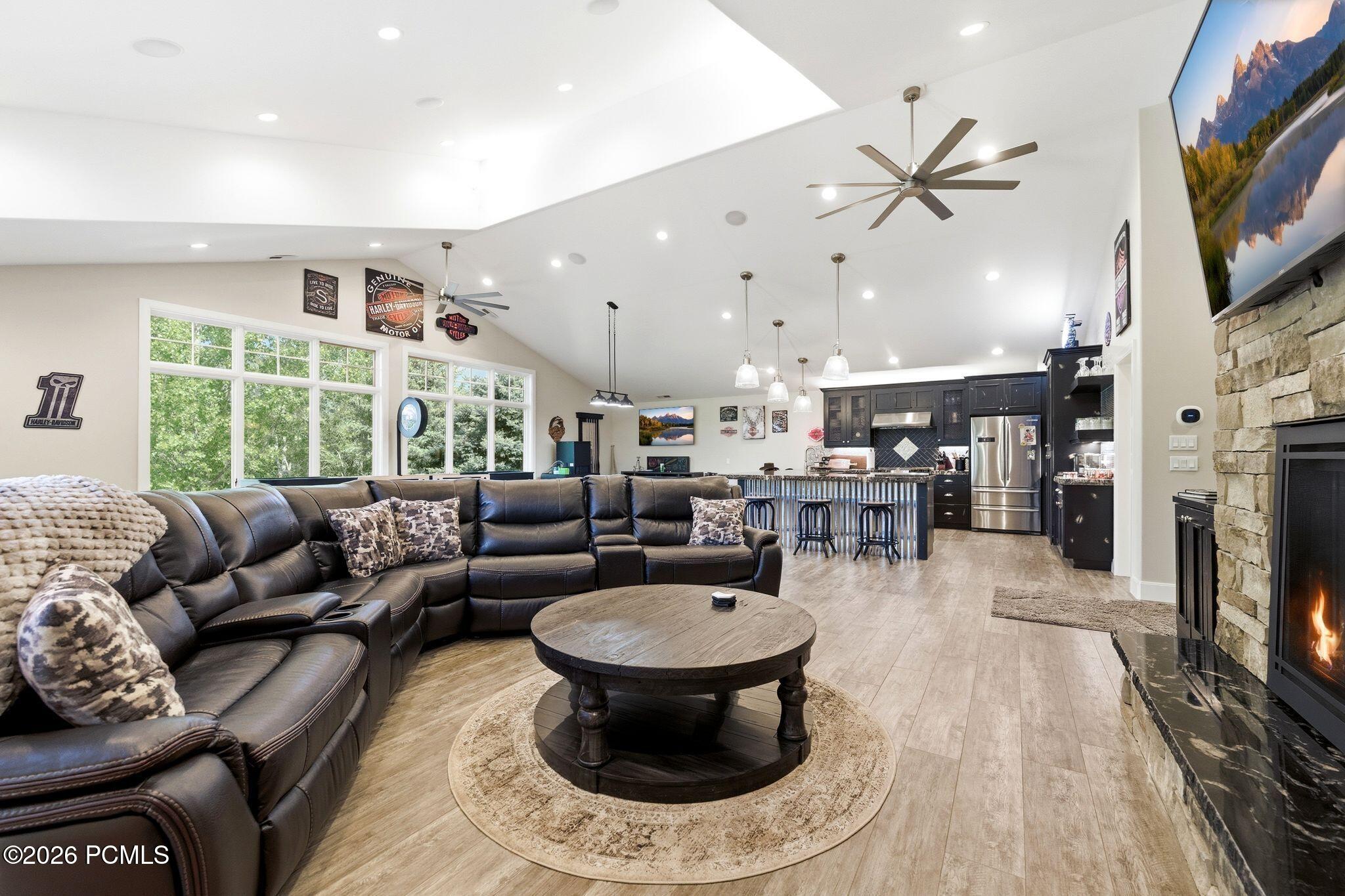 3091 S 3600 West