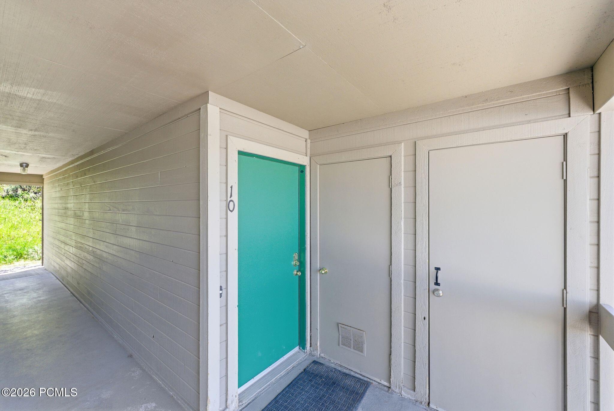 1690 Upper Ironhorse Loop Unit 10