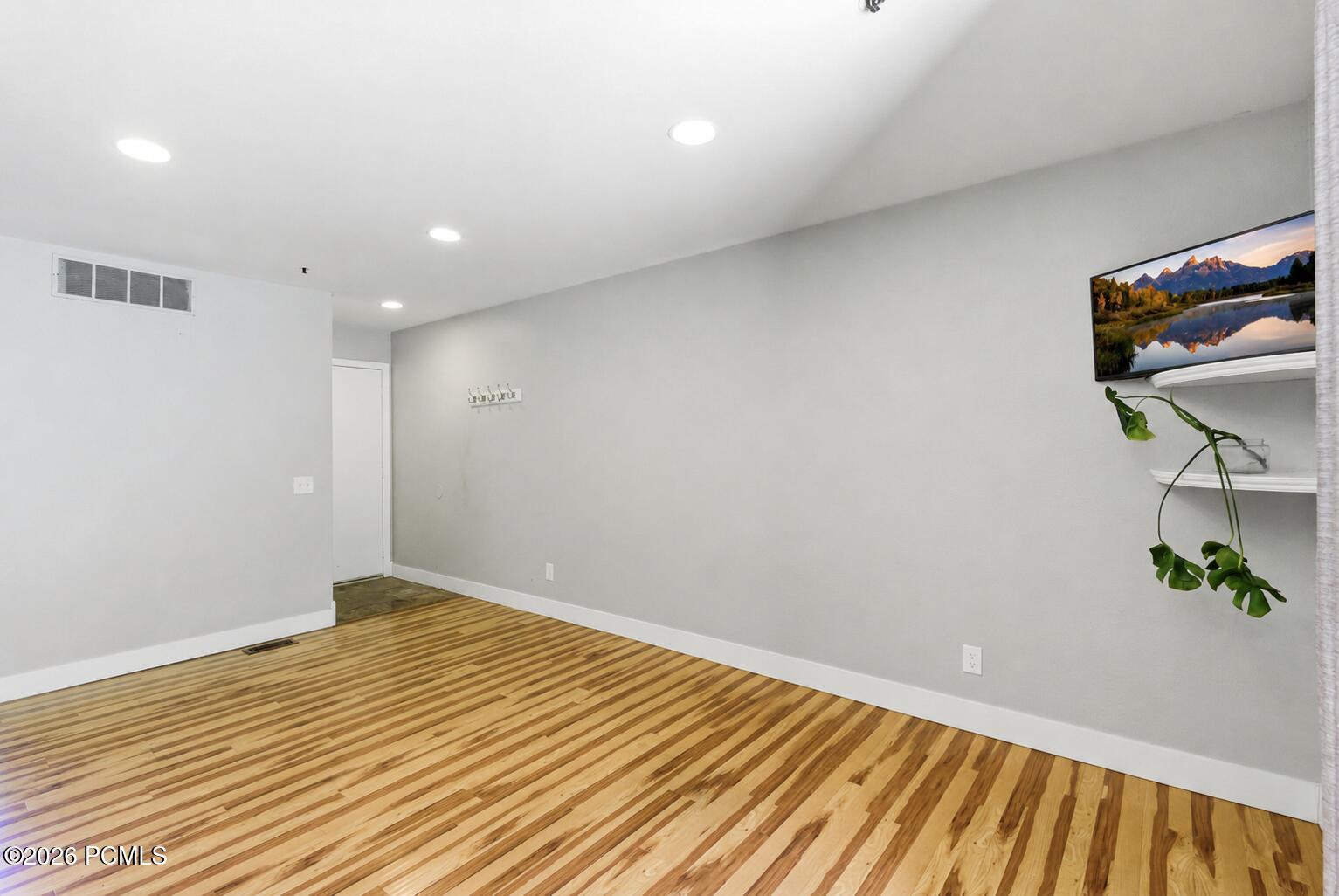 1690 Upper Ironhorse Loop Unit 10