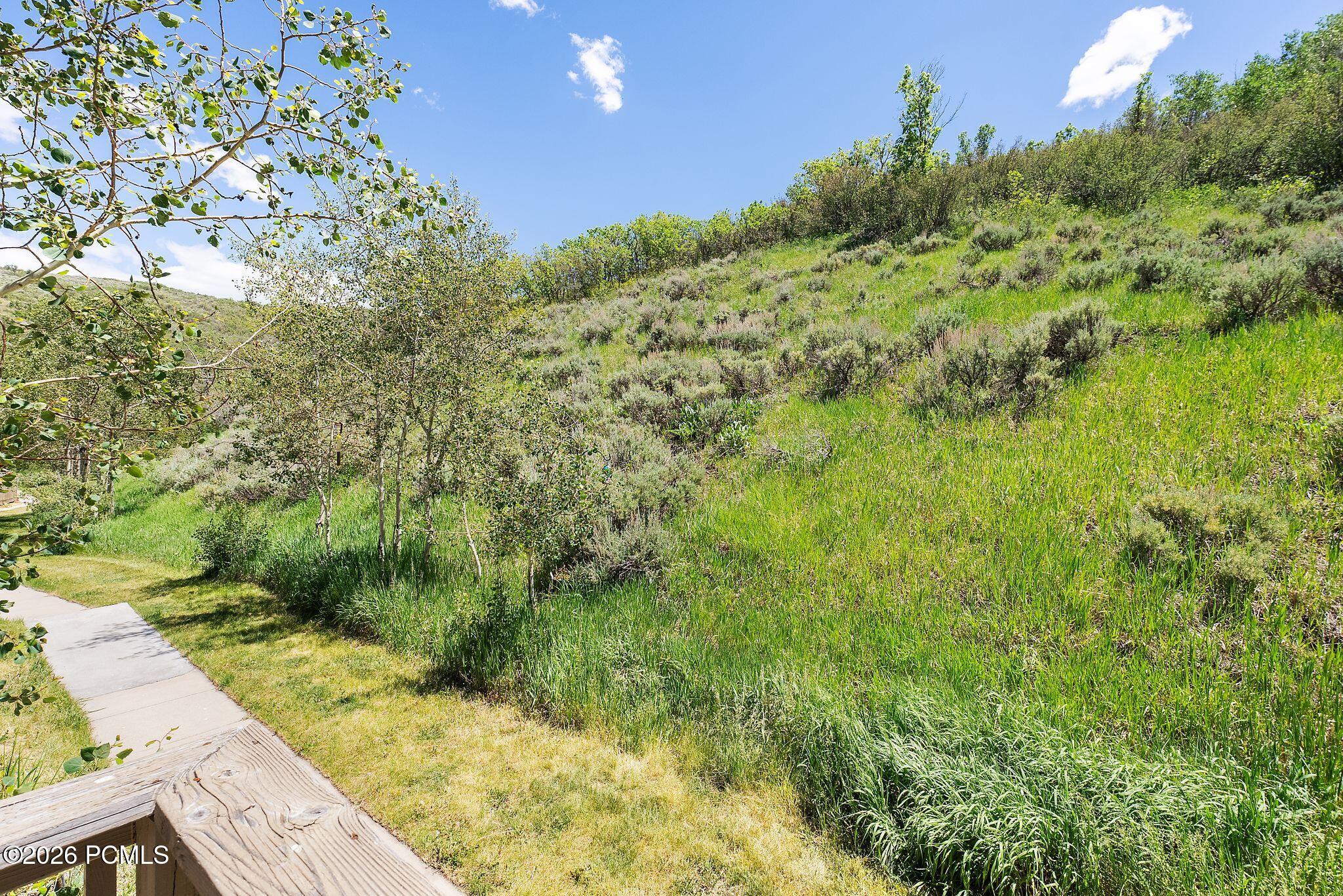 1690 Upper Ironhorse Loop Unit 10