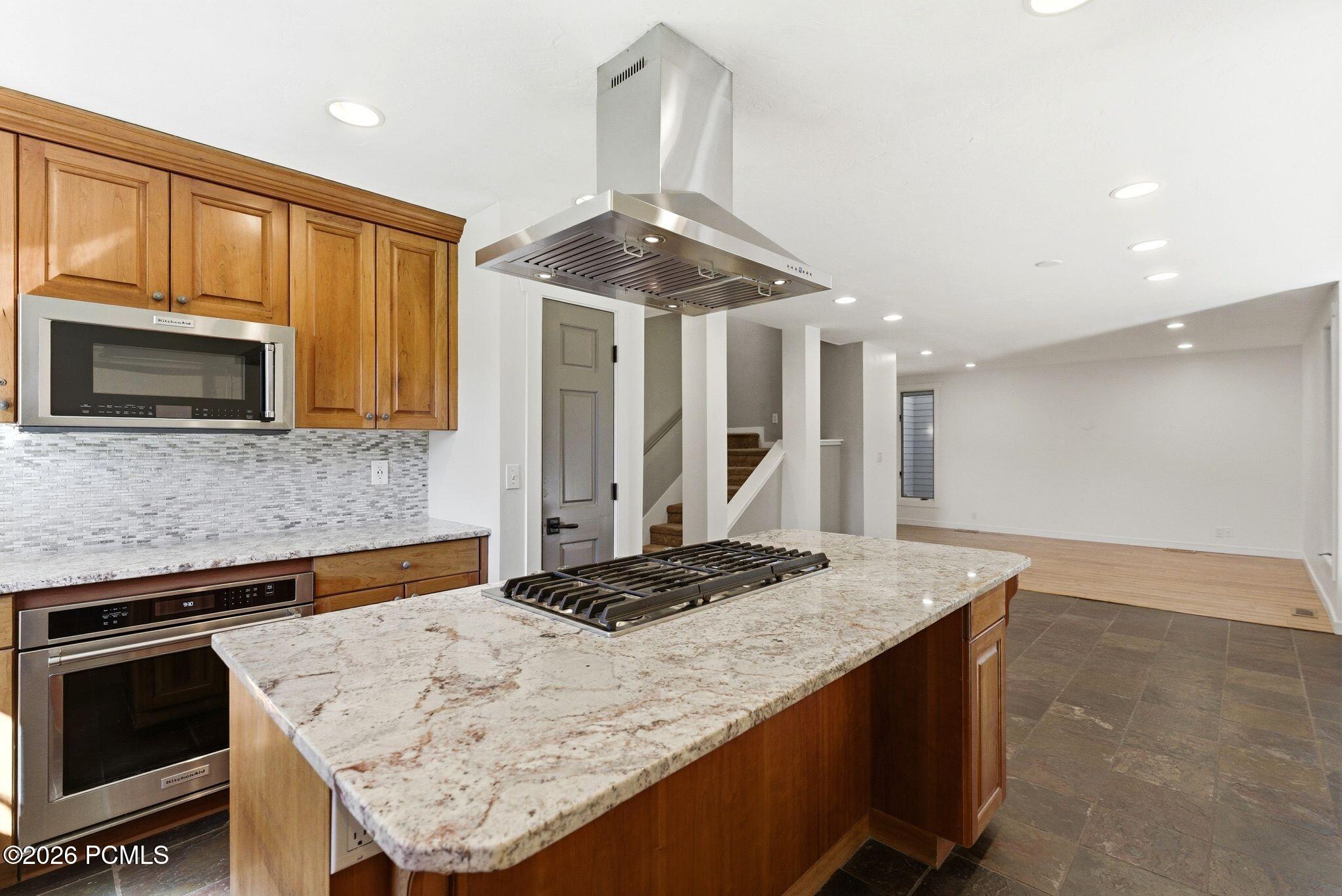 1660 Three Kings Drive 198