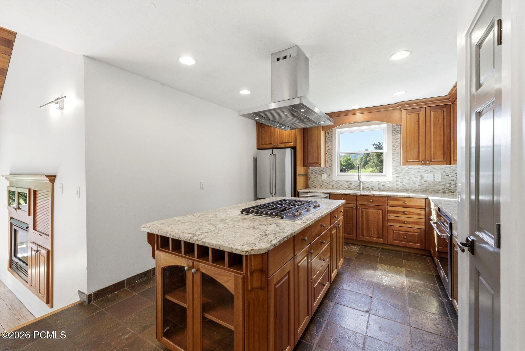 1660 Three Kings Drive 198