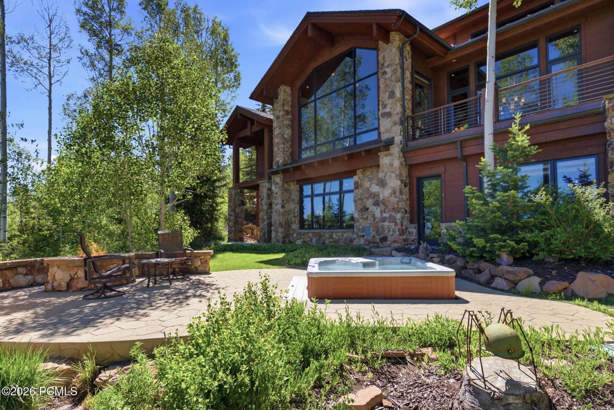 39 White Pine Canyon Road