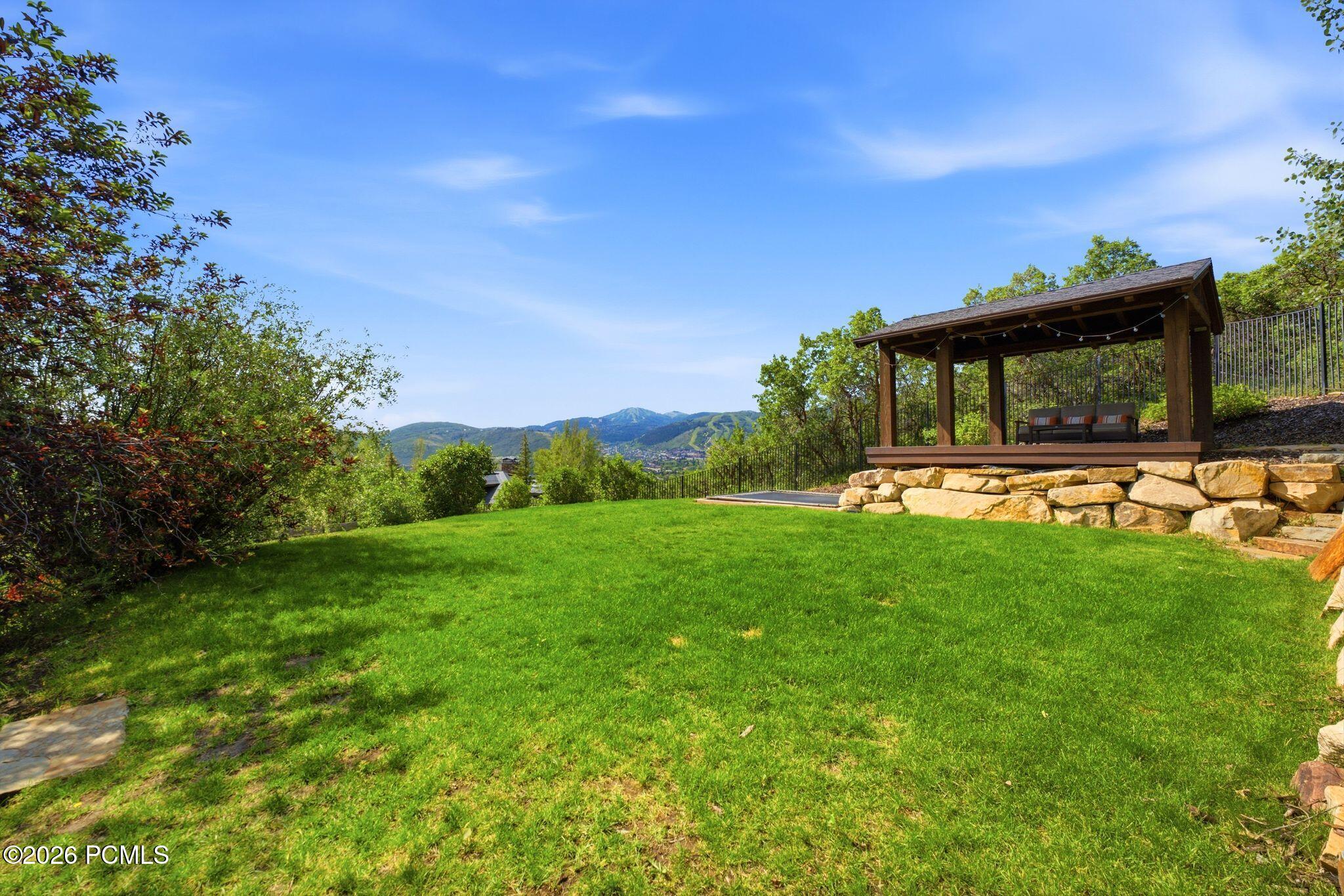 35 Sandstone Cove