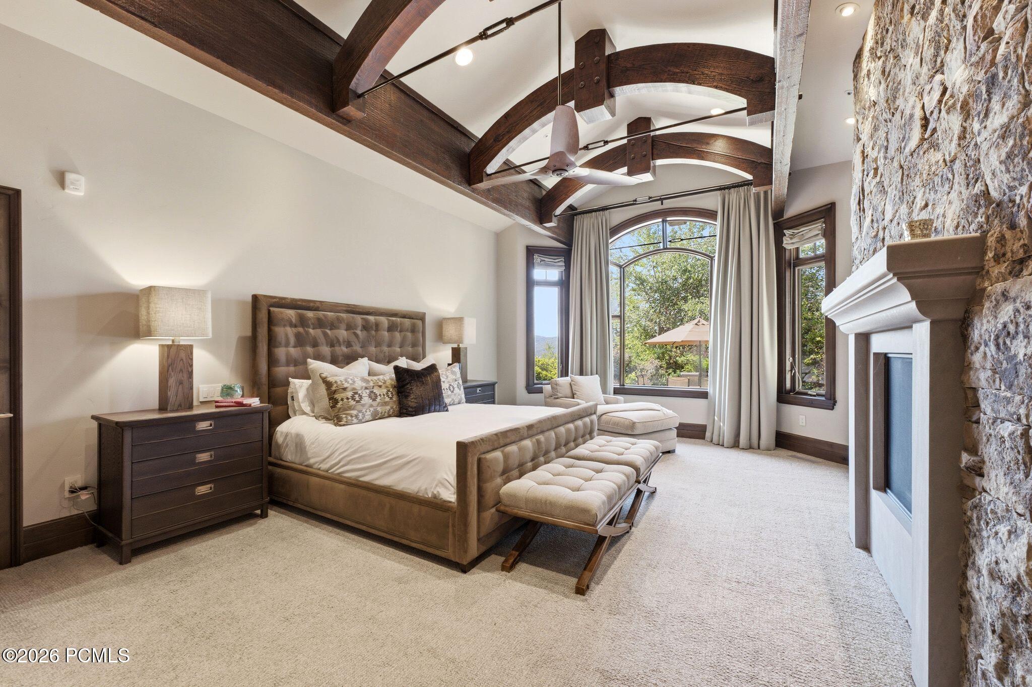 35 Sandstone Cove