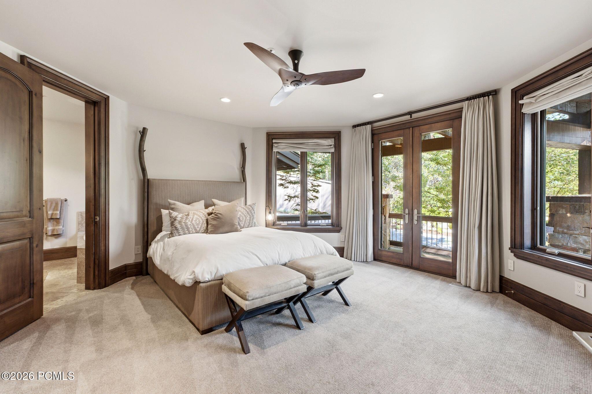 35 Sandstone Cove